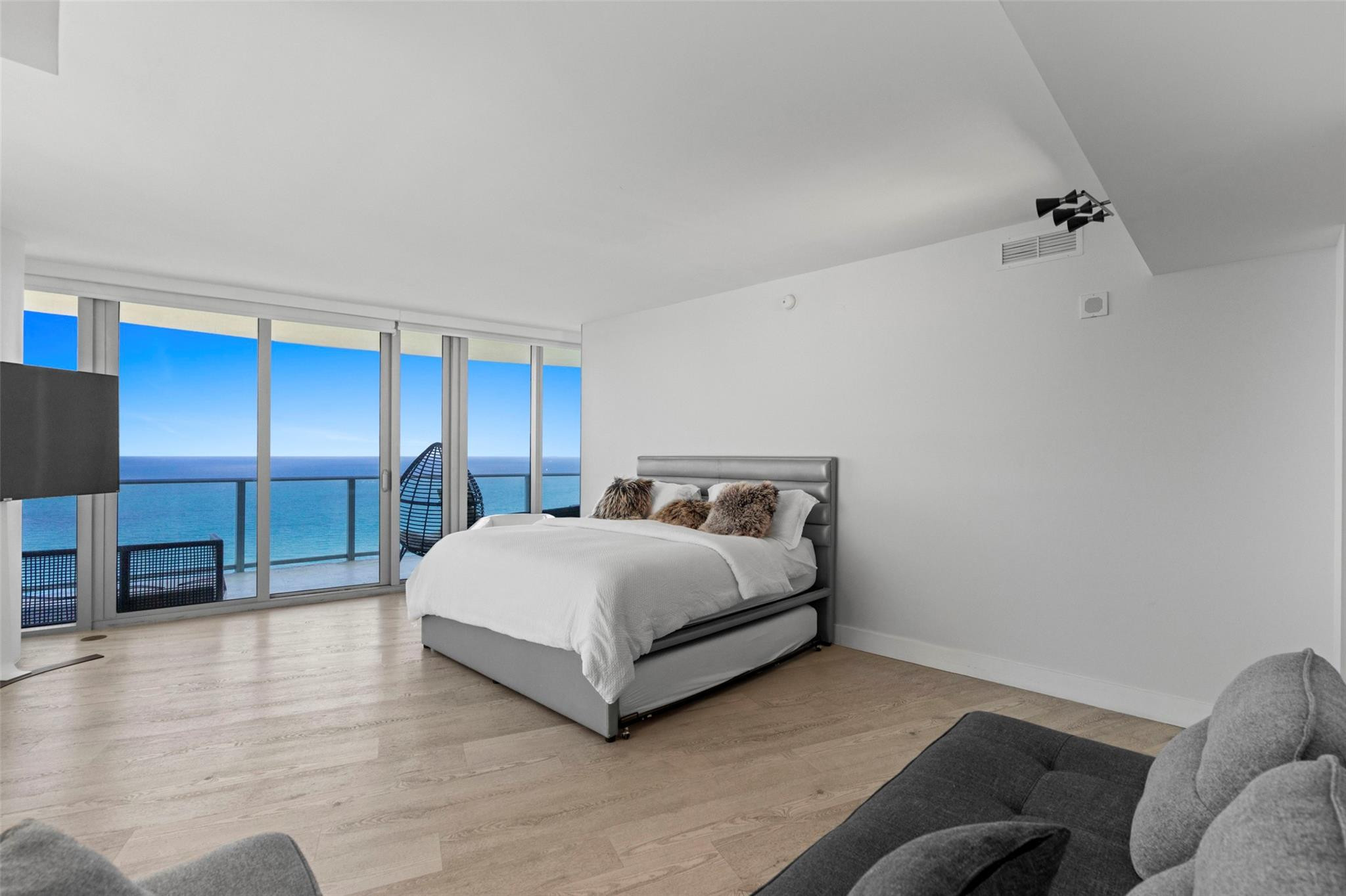 4111 S Ocean #3501,3502 Hollywood, FL 33019