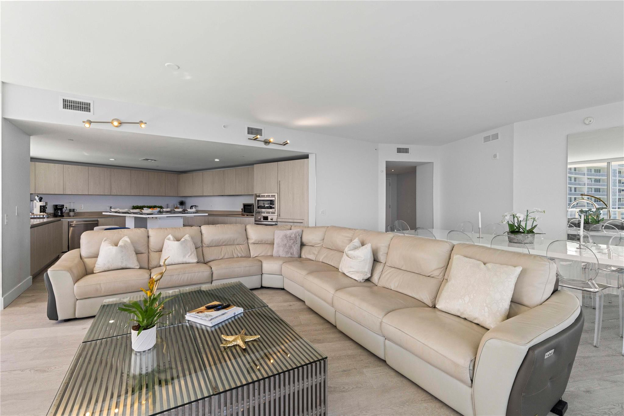 4111 S Ocean #3501,3502 Hollywood, FL 33019