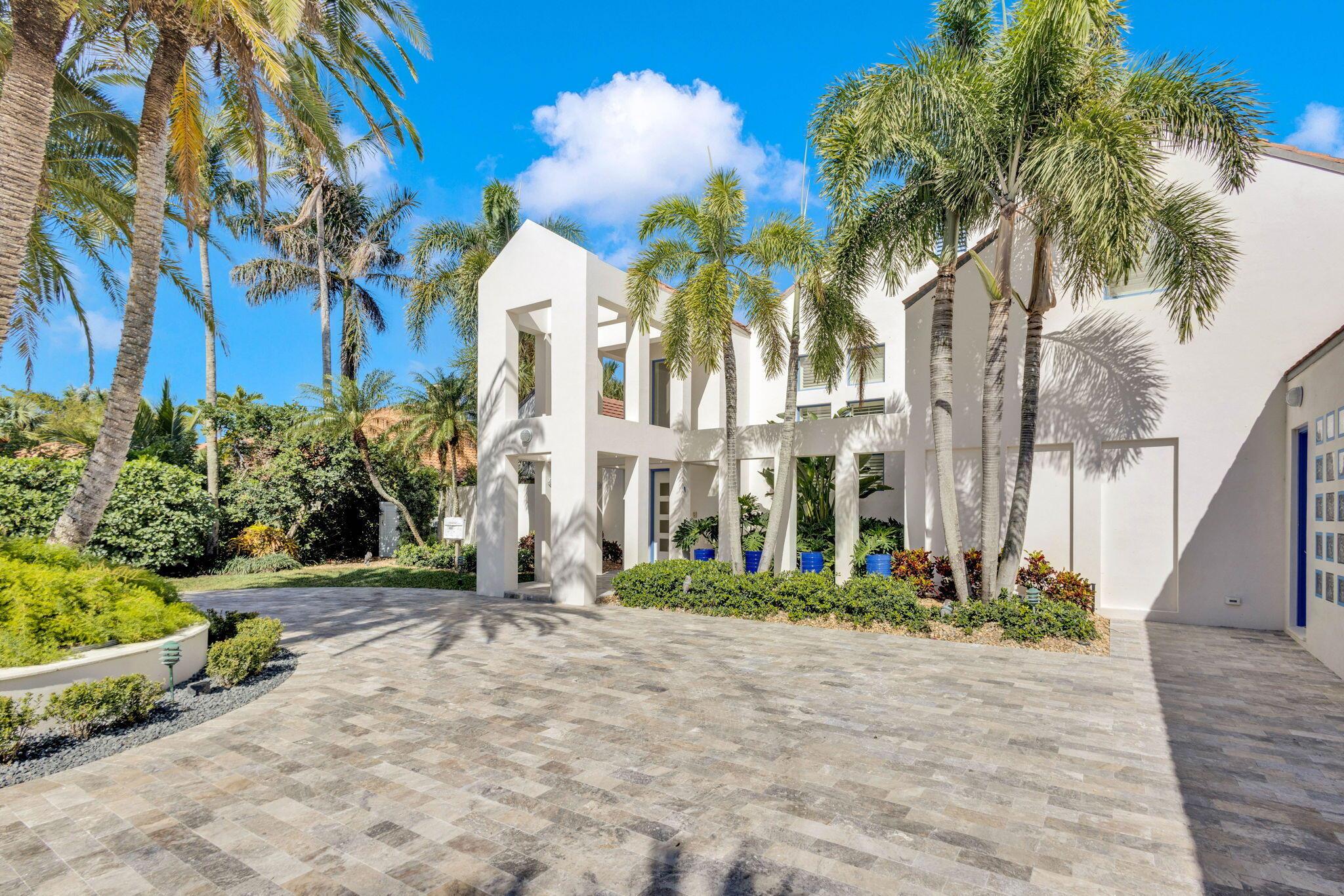 6996 SE Harbor Cir Stuart, FL 34996 6996 SE Harbor Cir Stuart, FL 34996