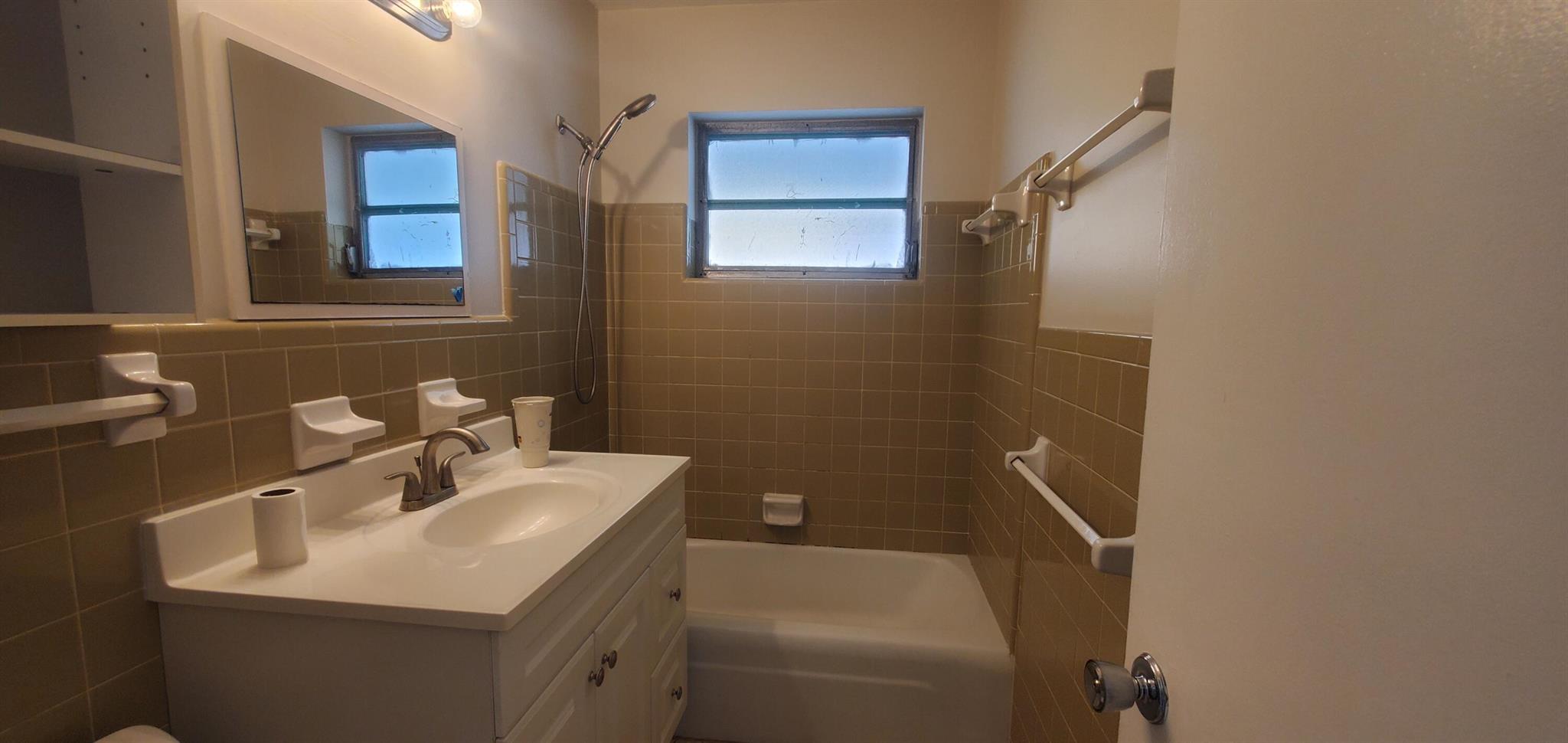 717 Hollywood Pl,West Palm Beach, FL 33405