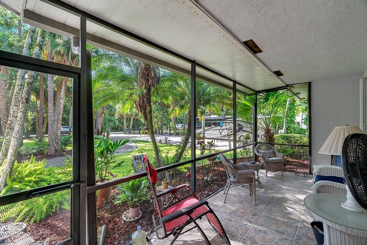 16783 96th Ter Jupiter, FL 33478