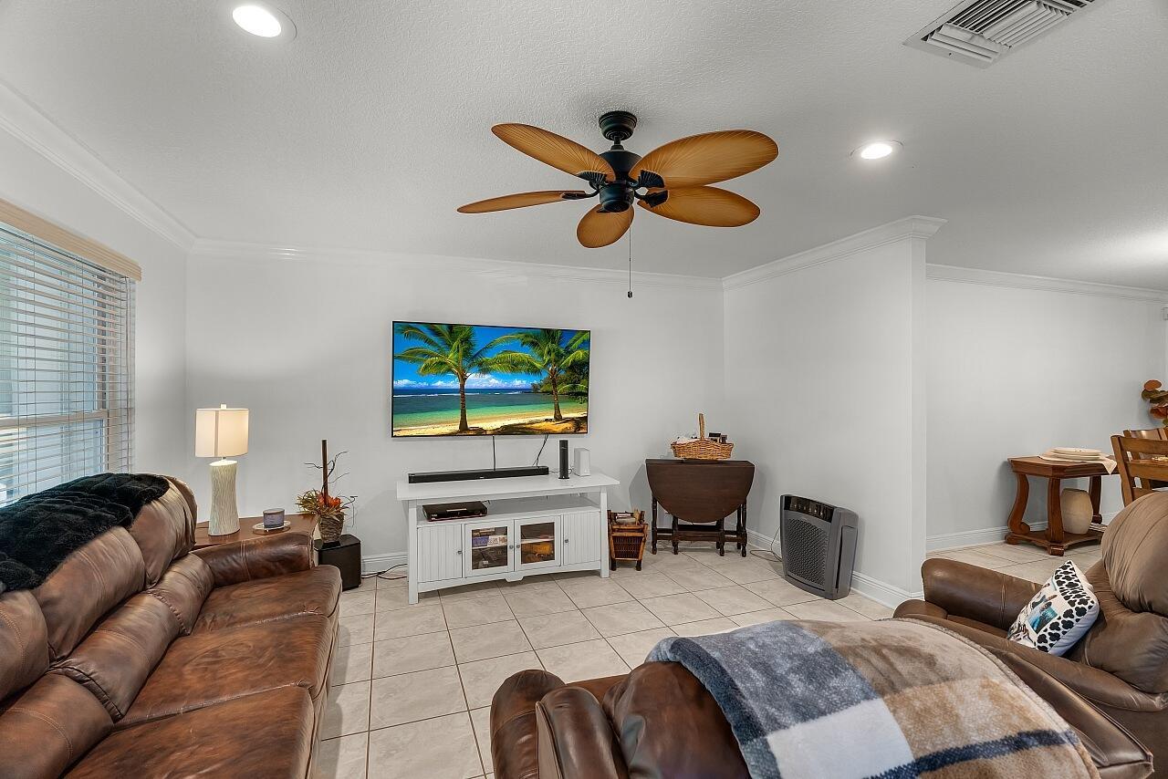 16783 96th Ter Jupiter, FL 33478