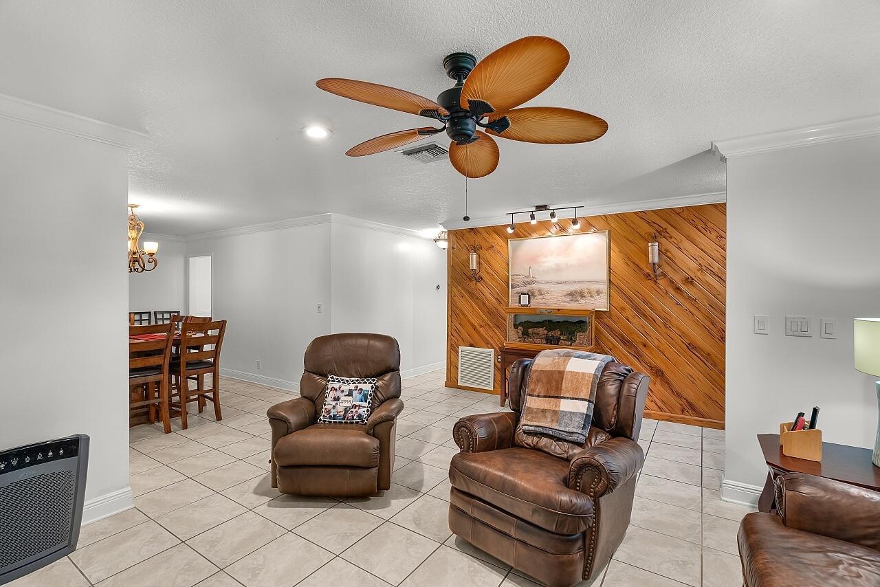 16783 96th Ter Jupiter, FL 33478