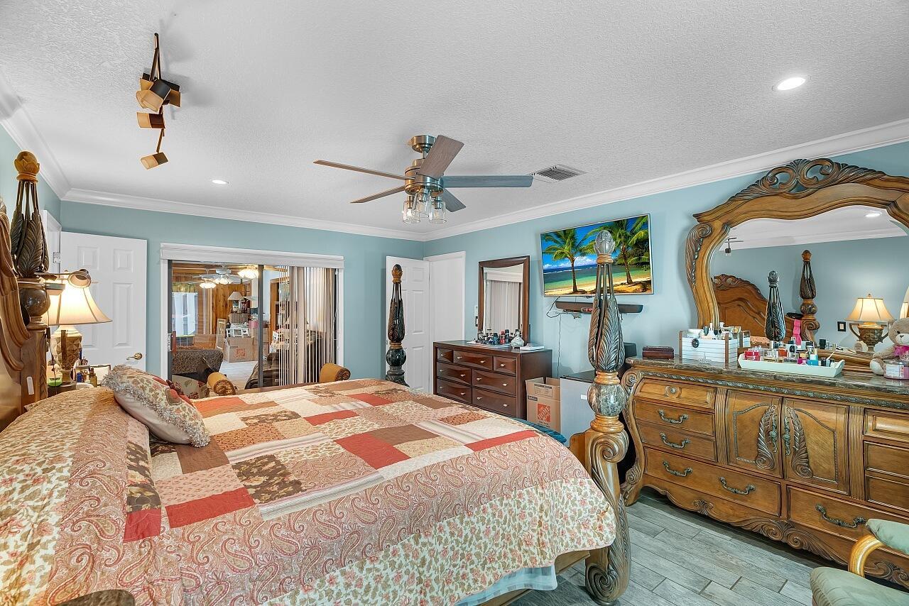 16783 96th Ter Jupiter, FL 33478