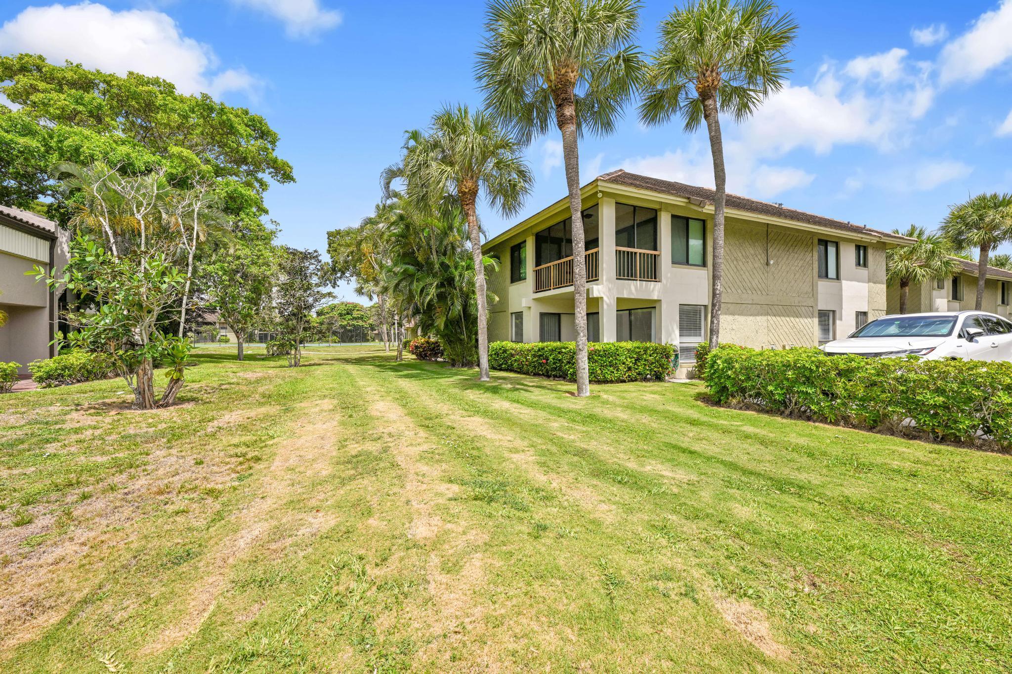 159 NW 70th 401st St #401