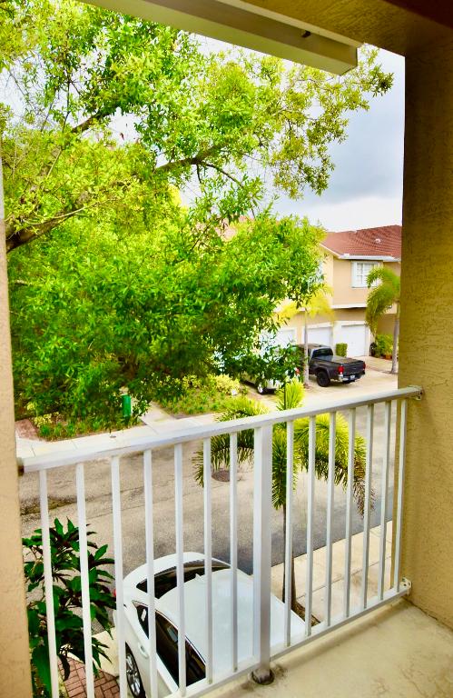 106 Lighthouse #J Tequesta, FL 33469