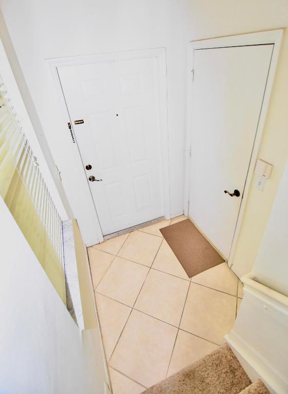 106 Lighthouse #J Tequesta, FL 33469