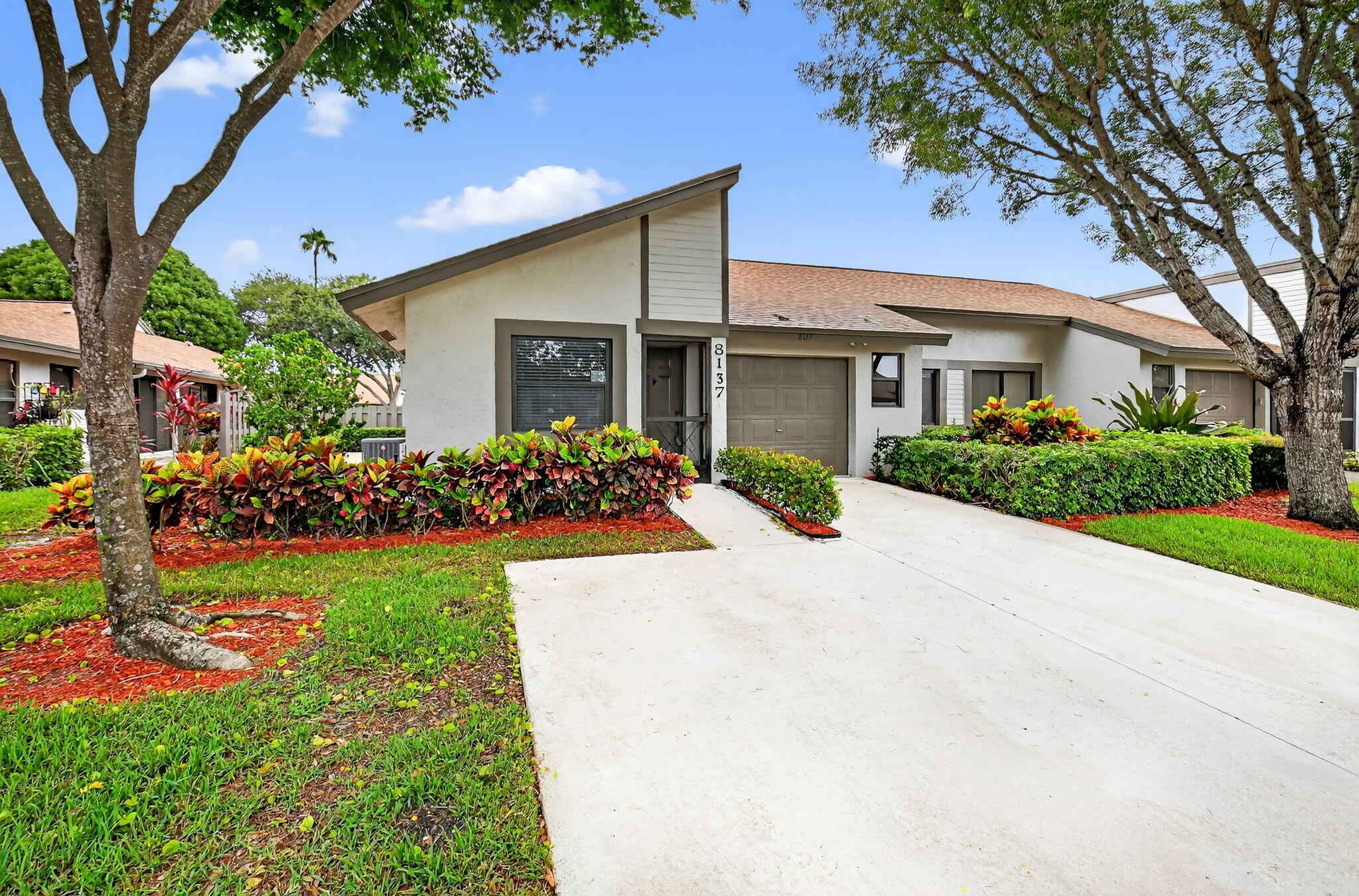 8137 Windgate Dr
