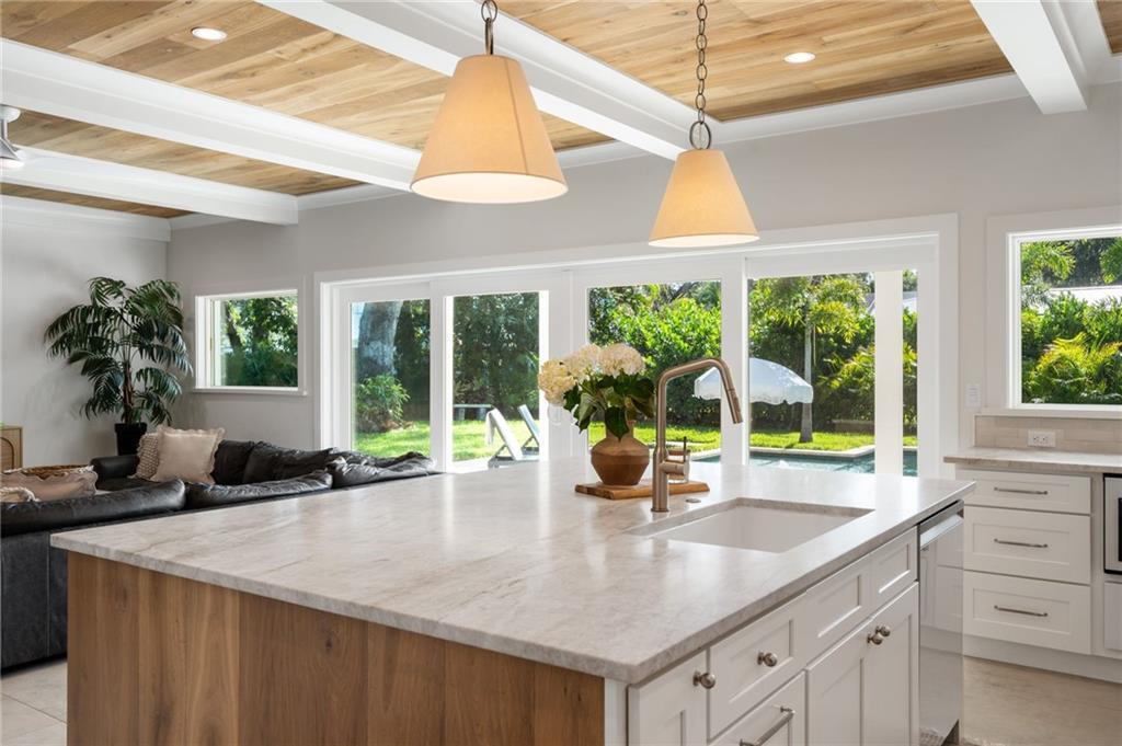 4120 Indian Riv Dr Vero Beach, FL 32963