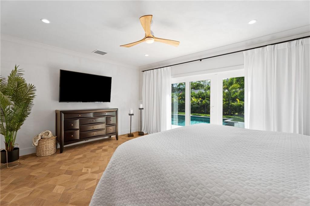 4120 Indian Riv Dr Vero Beach, FL 32963