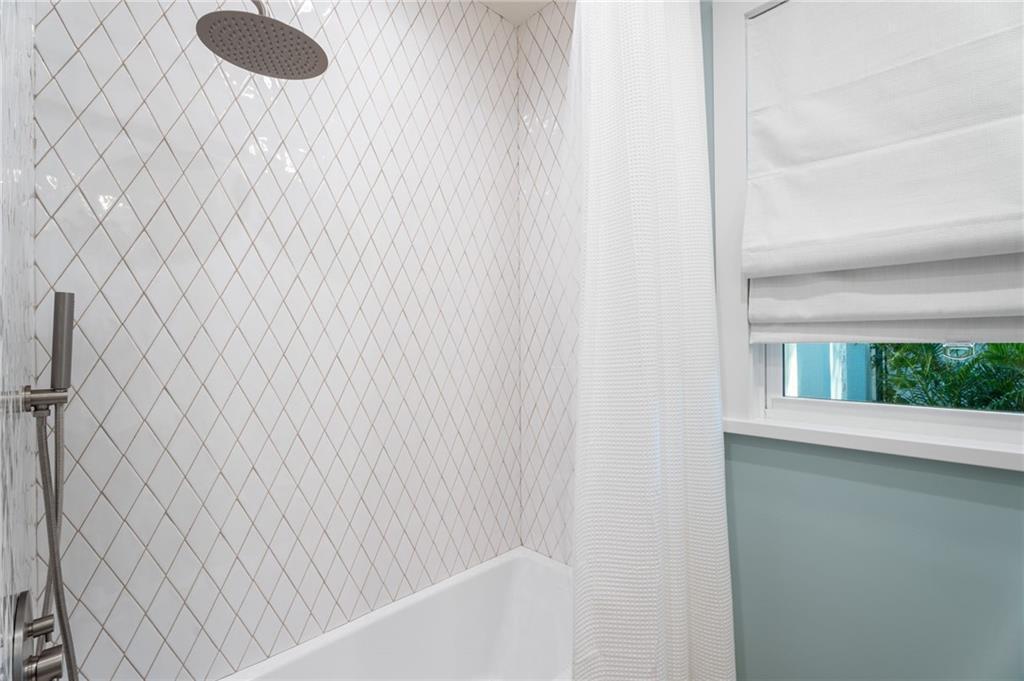 4120 Indian Riv Dr Vero Beach, FL 32963