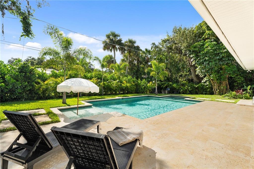 4120 Indian Riv Dr Vero Beach, FL 32963