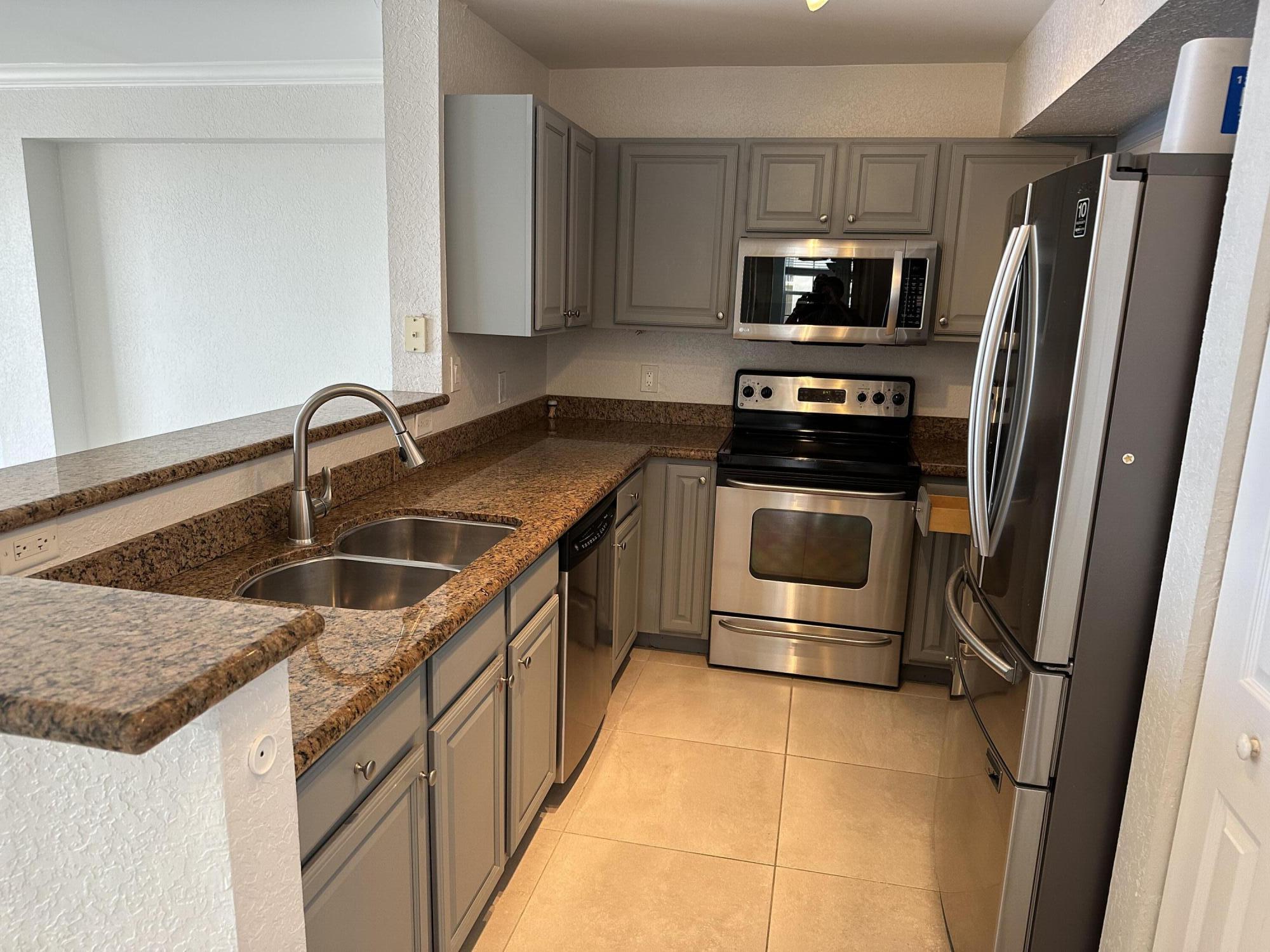 1801 N Flagler Dr #701