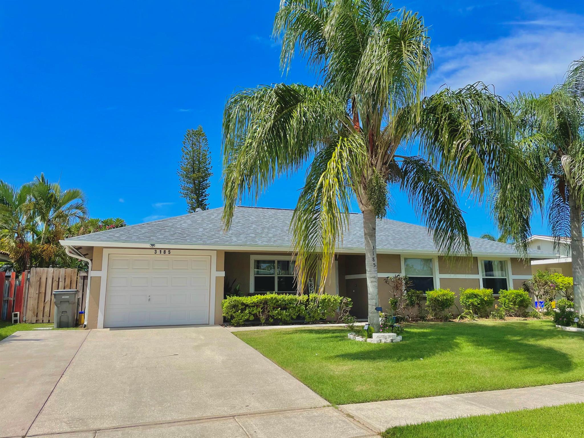 3185 Capri Rd