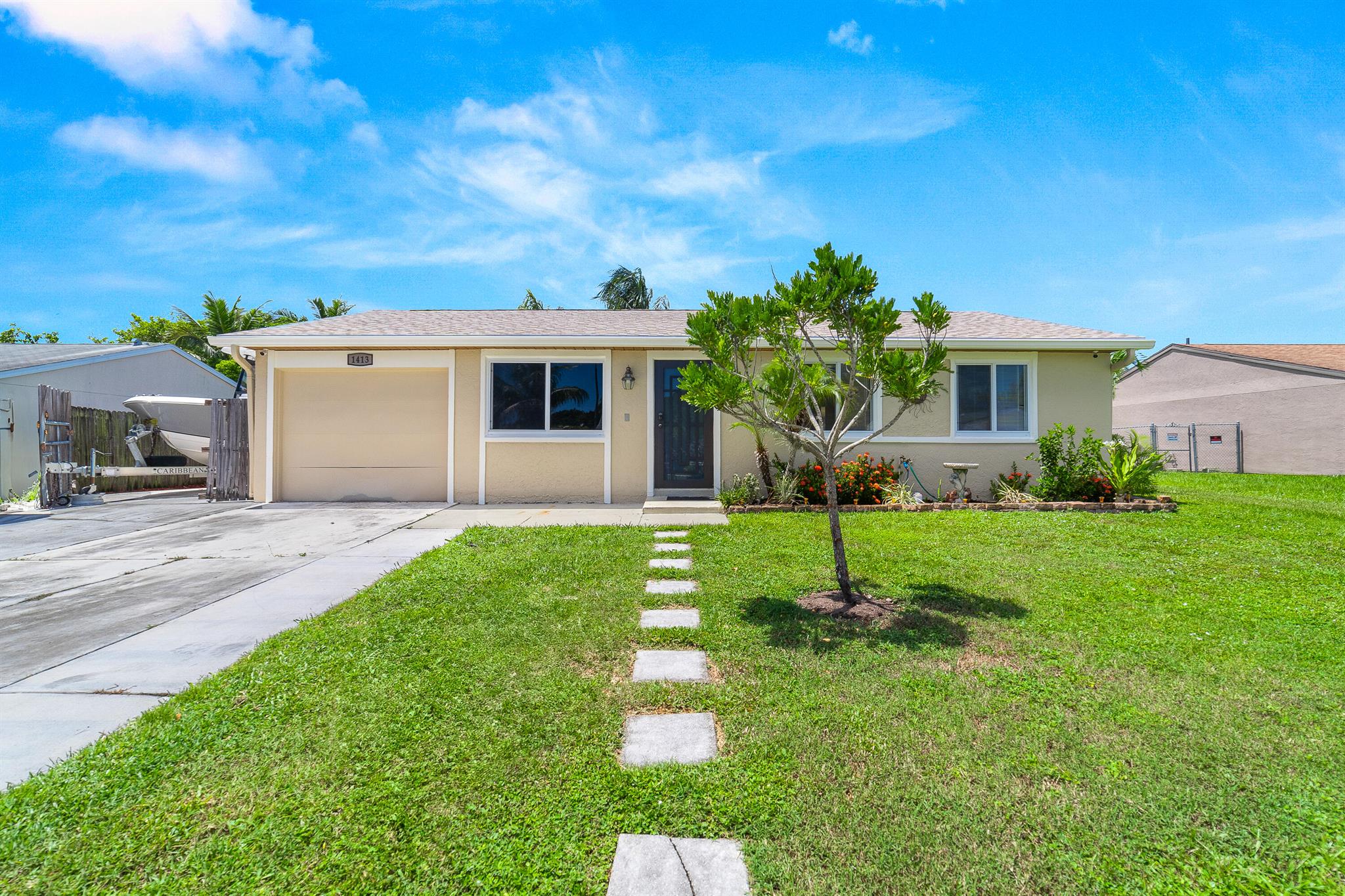 1413 Ryan Ln
