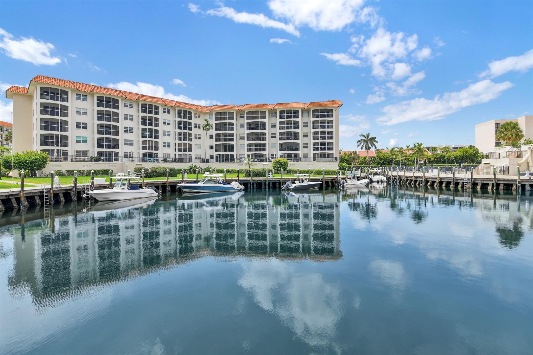 2871 N Ocean Blvd #M340