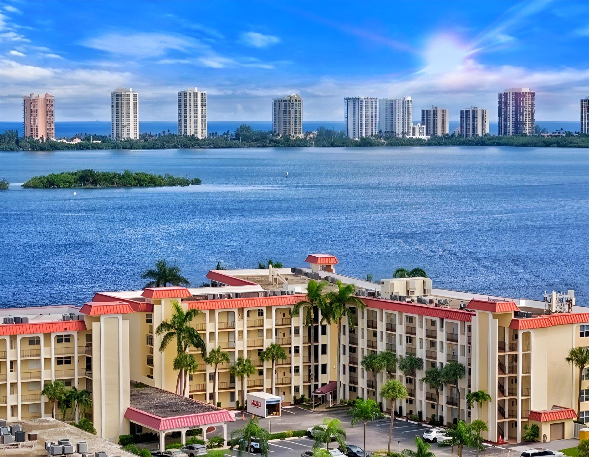 100 Paradise Harbour 502th Blvd #502