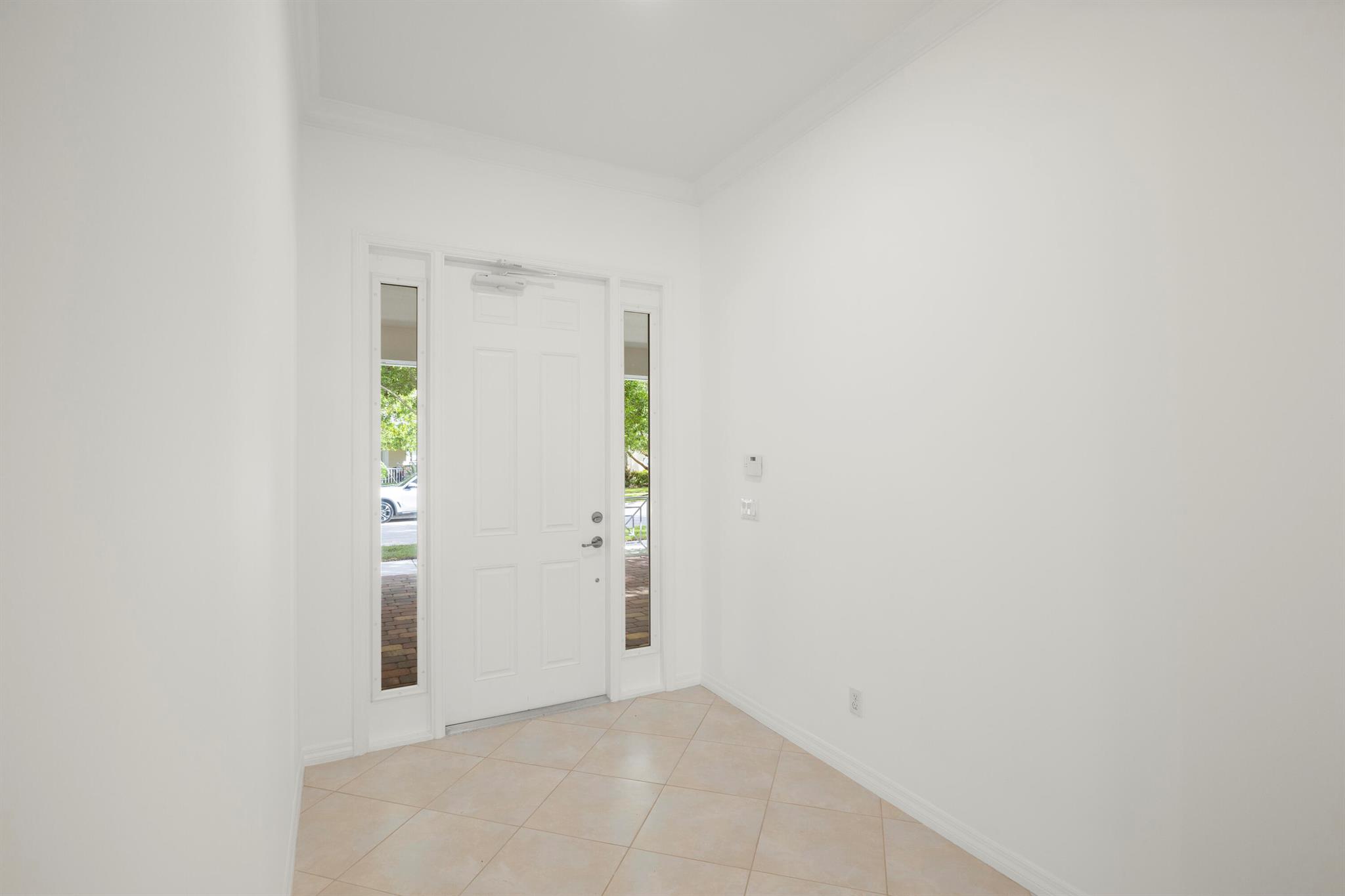 2700 Sunbury Dr Jupiter, FL 33458