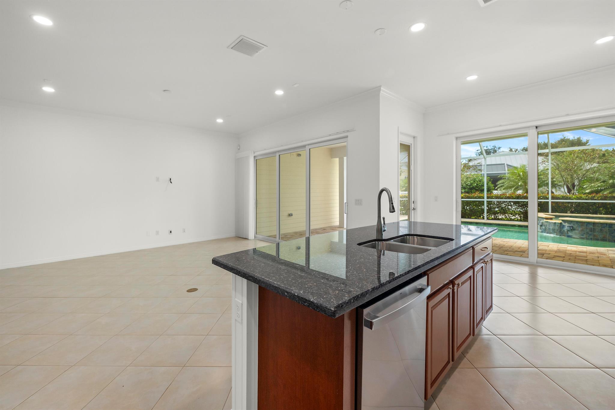 2700 Sunbury Dr Jupiter, FL 33458