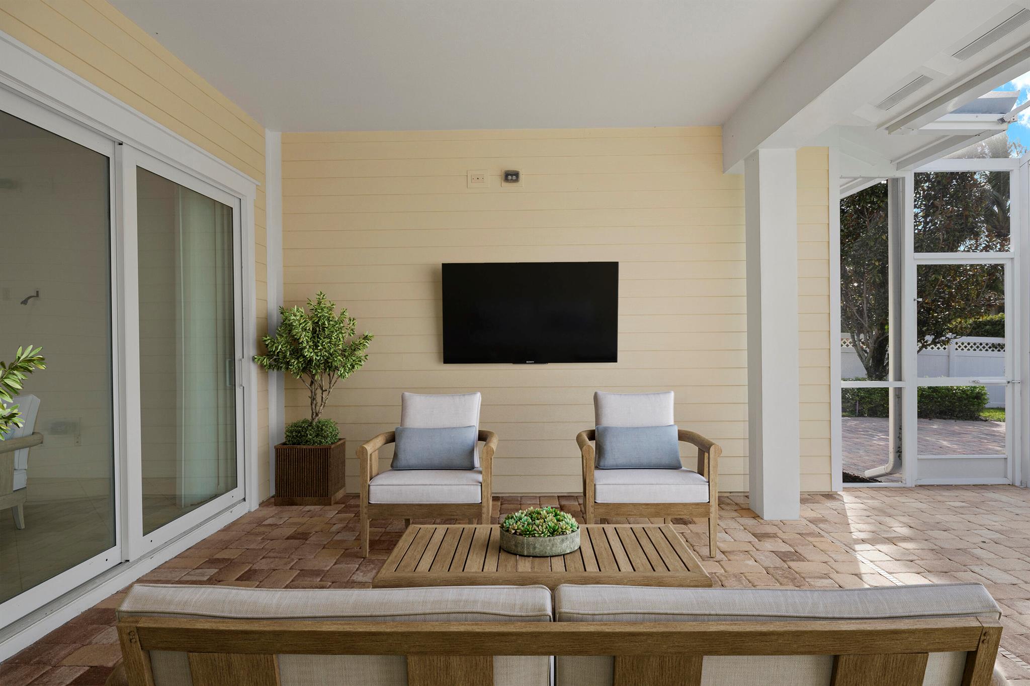 2700 Sunbury Dr Jupiter, FL 33458