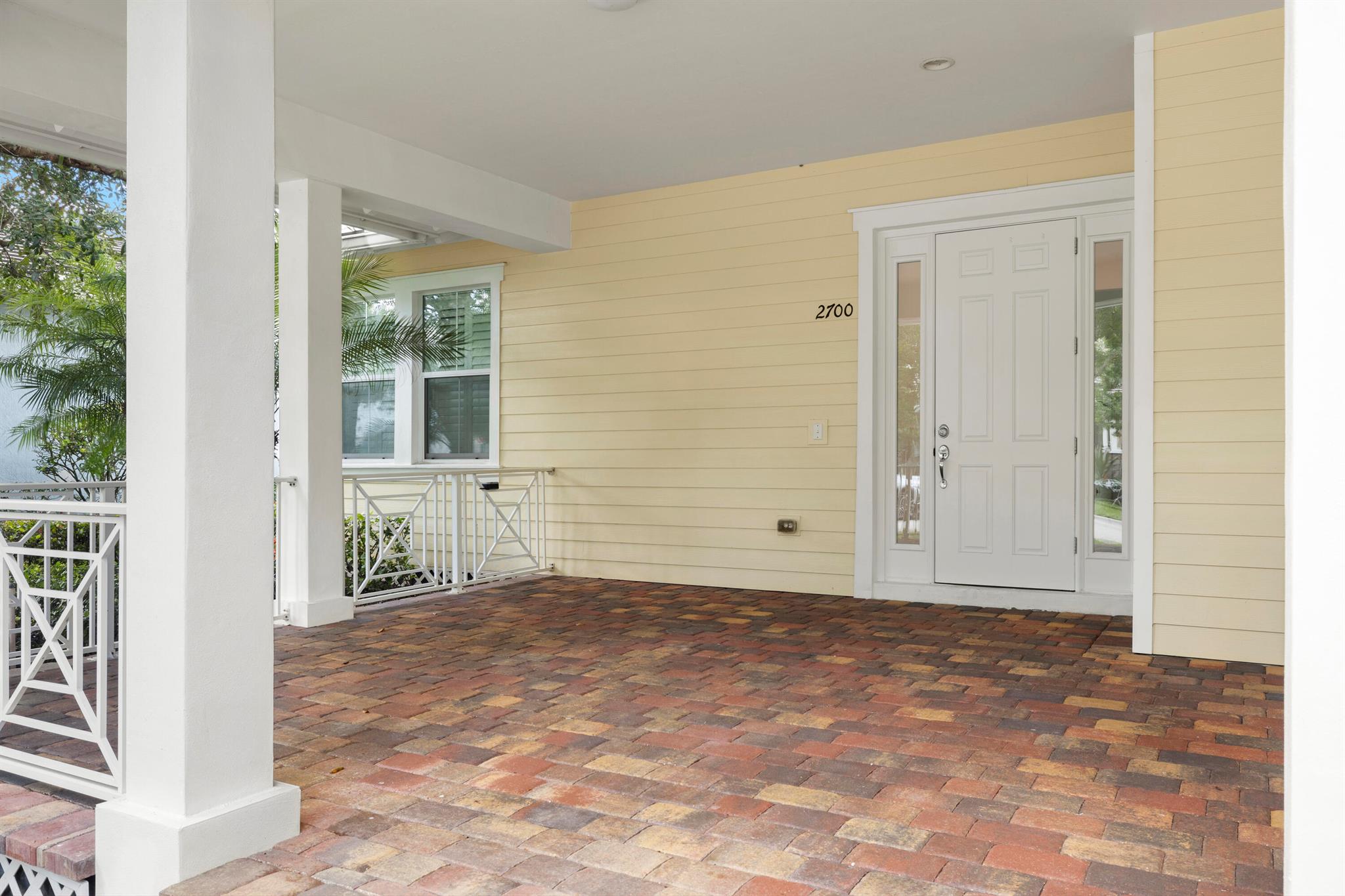 2700 Sunbury Dr Jupiter, FL 33458