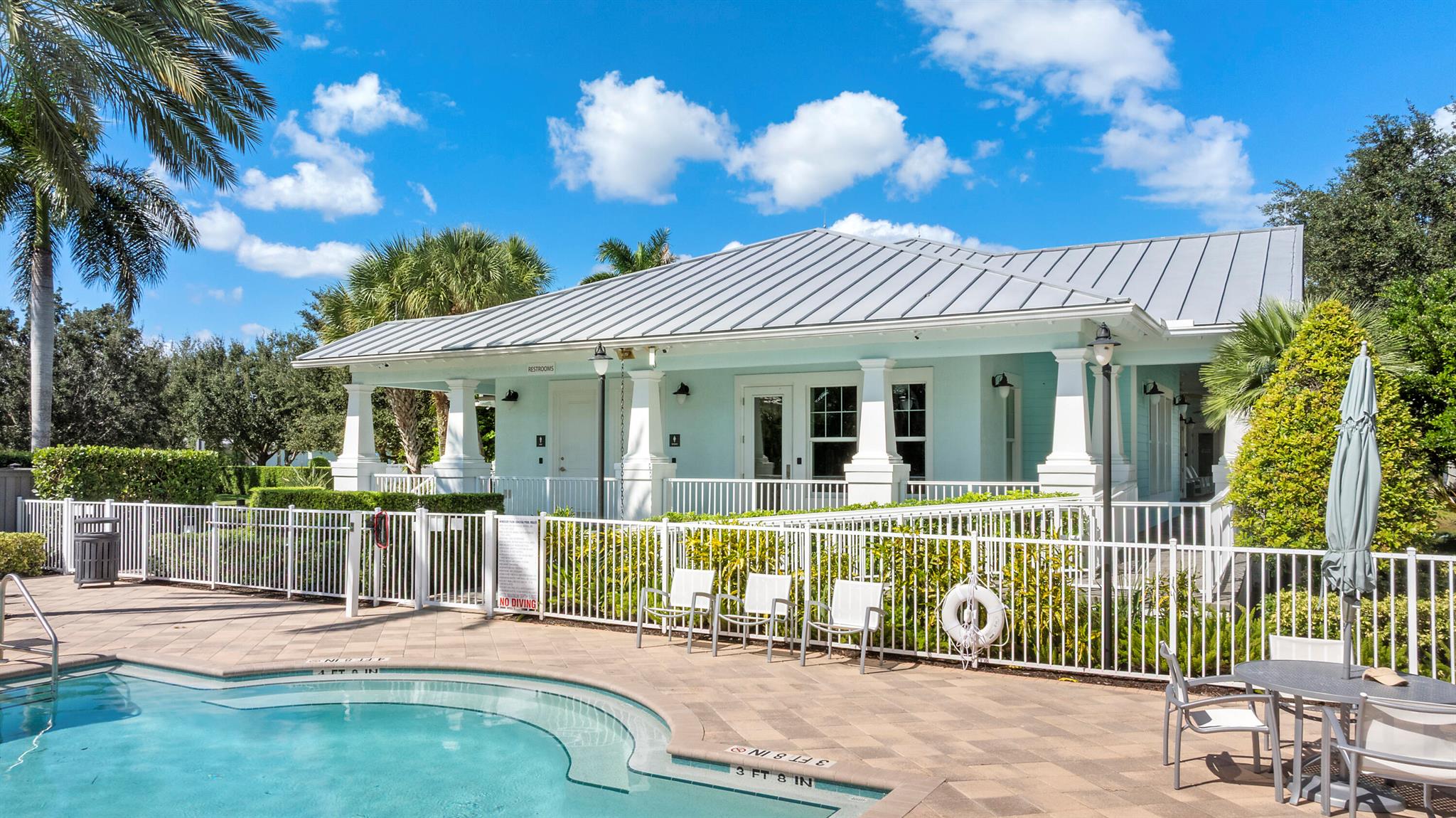 2700 Sunbury Dr Jupiter, FL 33458