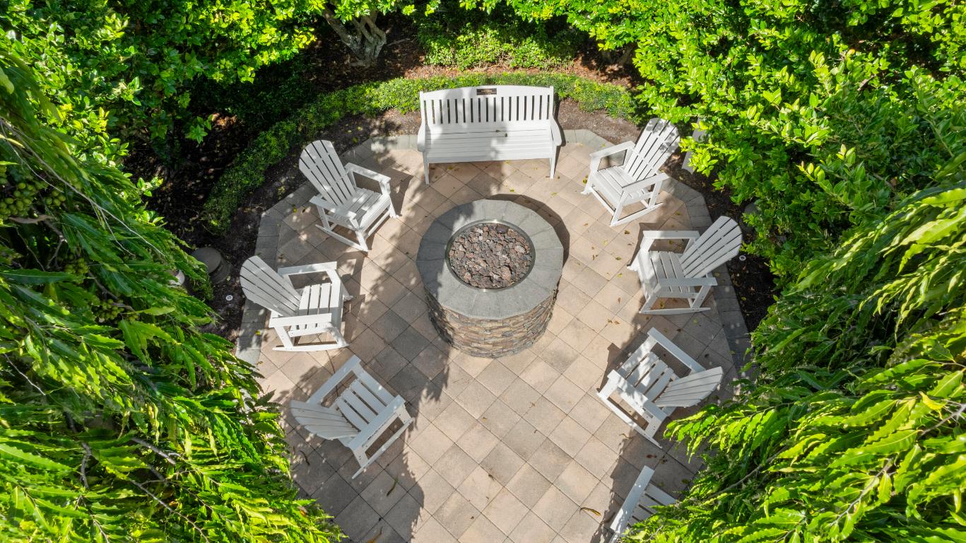 2700 Sunbury Jupiter, FL 33458