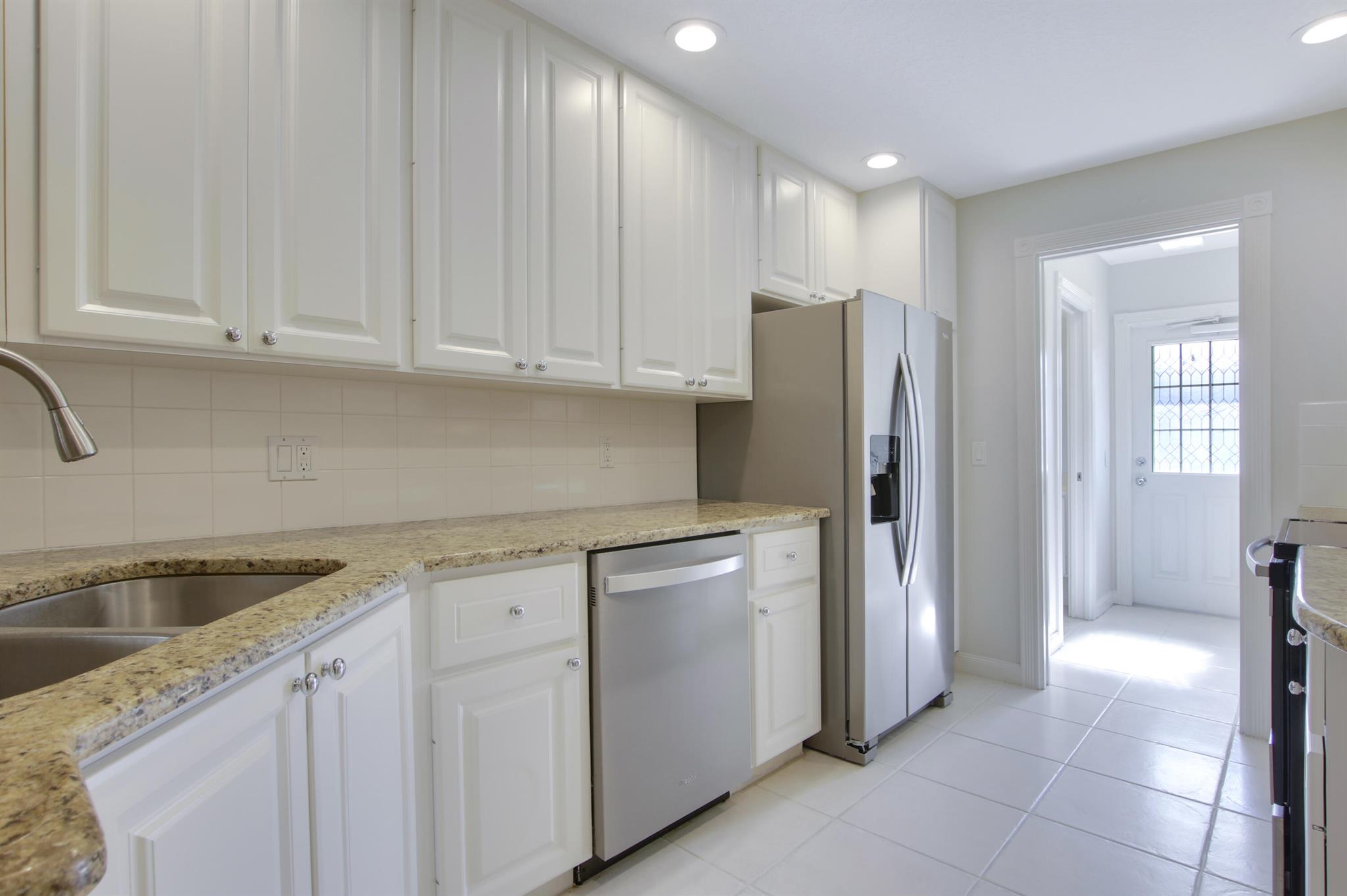 3057 E Community Dr Jupiter, FL 33458