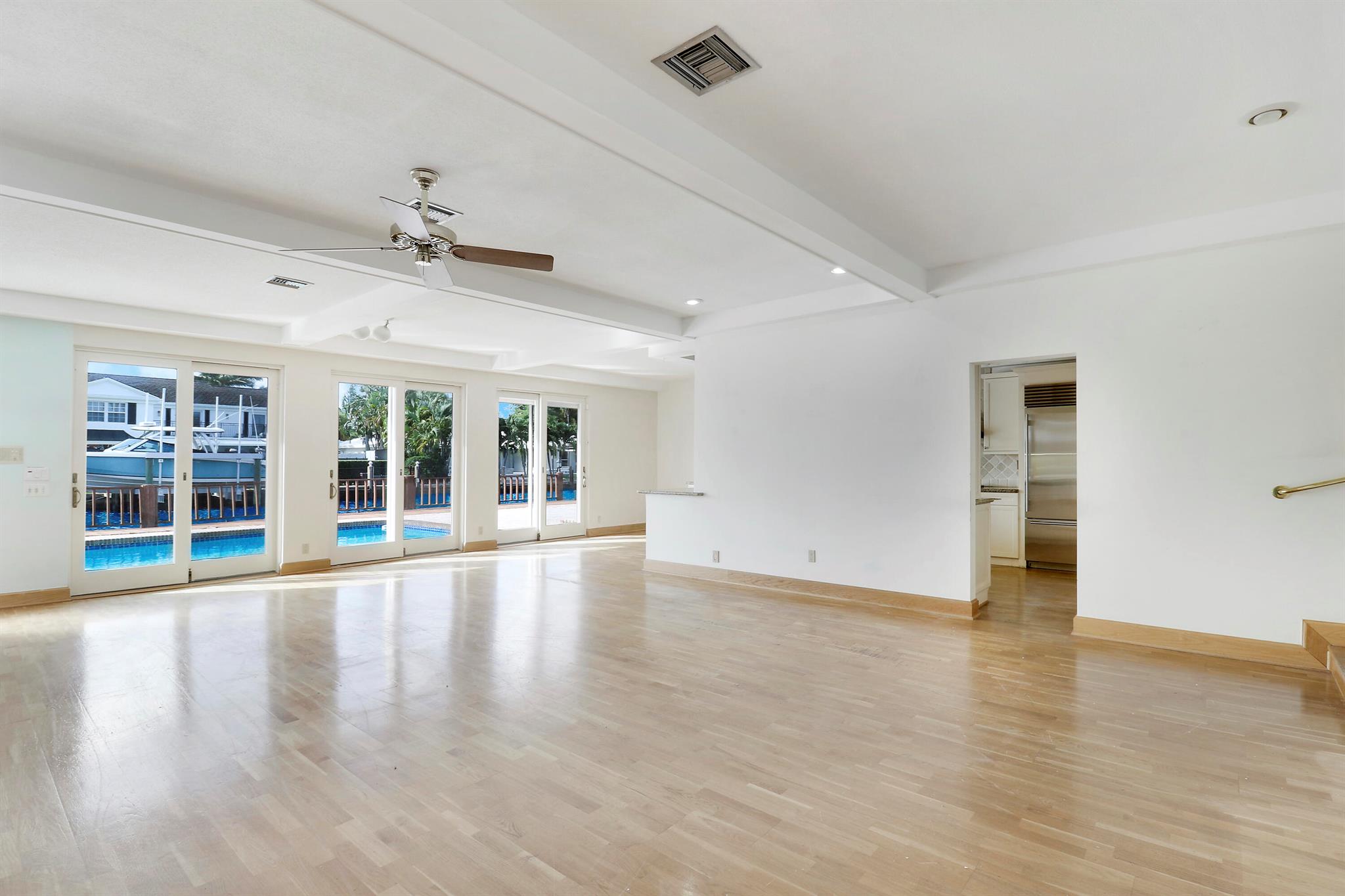 3040 NE 40th St Fort Lauderdale, FL 33308