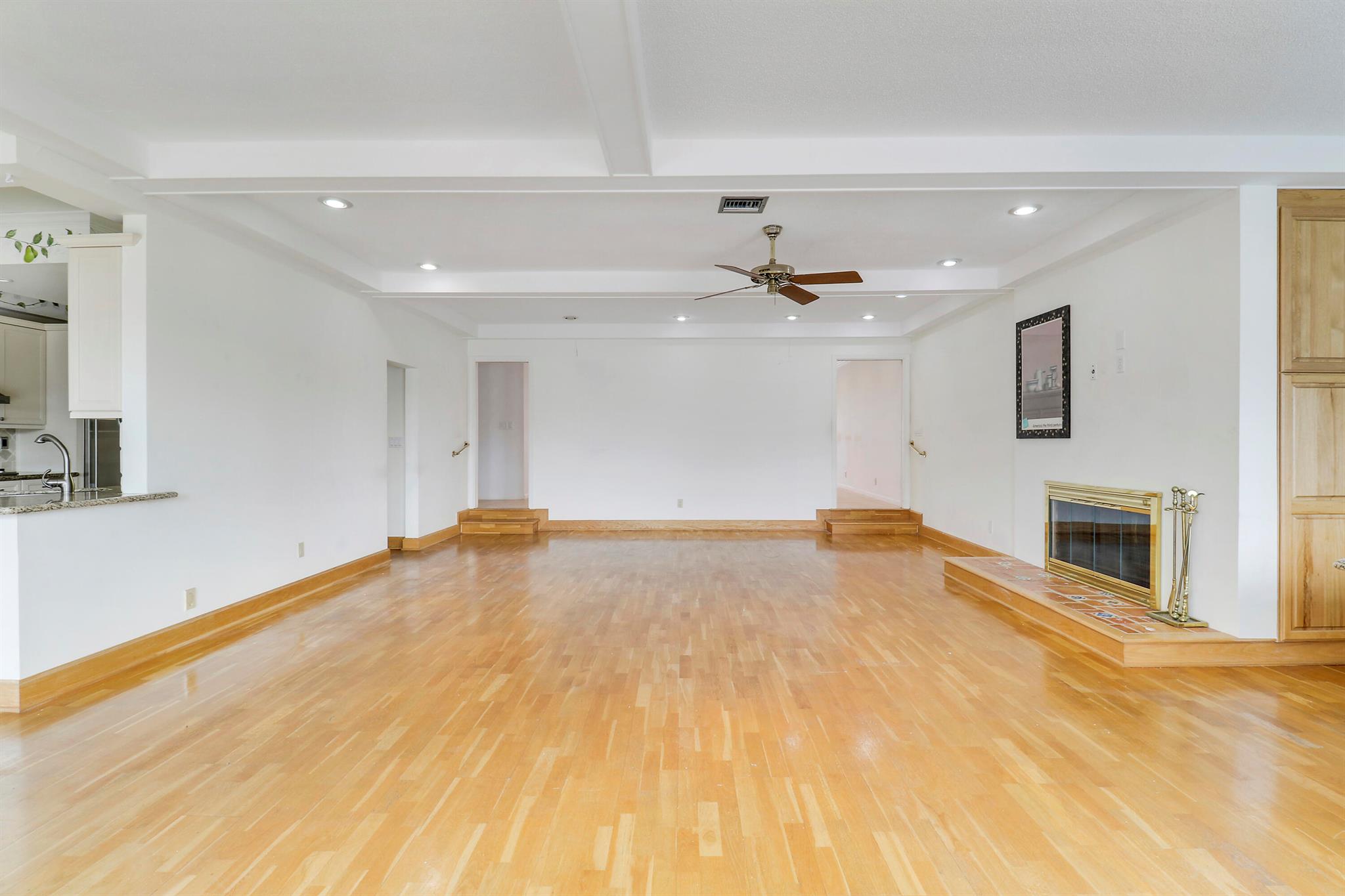 3040 NE 40th St Fort Lauderdale, FL 33308