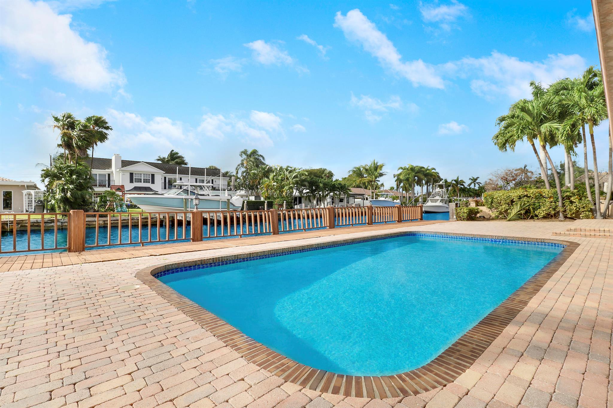 3040 NE 40th St Fort Lauderdale, FL 33308