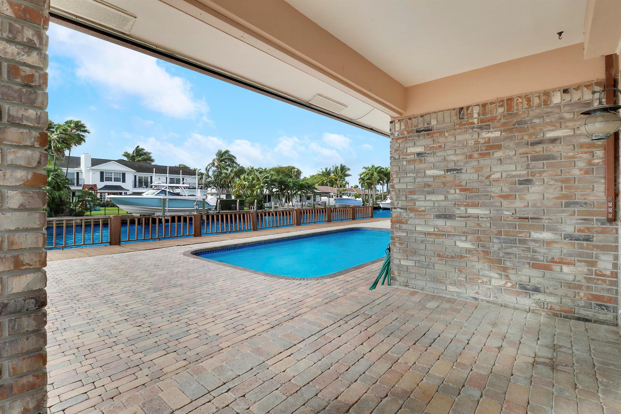 3040 NE 40th St Fort Lauderdale, FL 33308