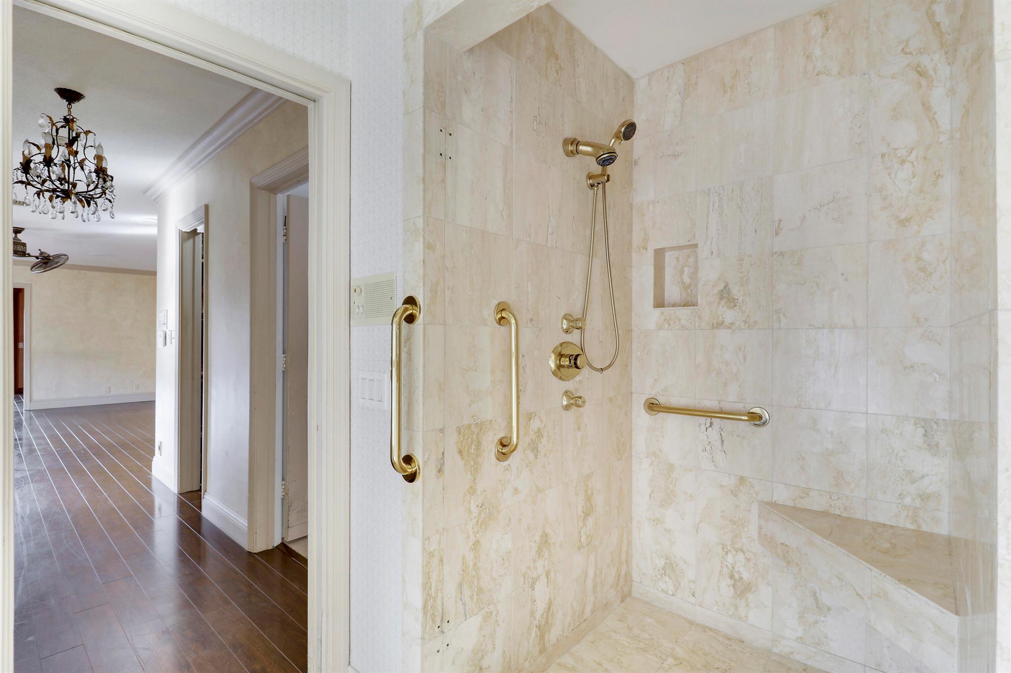 3040 NE 40th St Fort Lauderdale, FL 33308