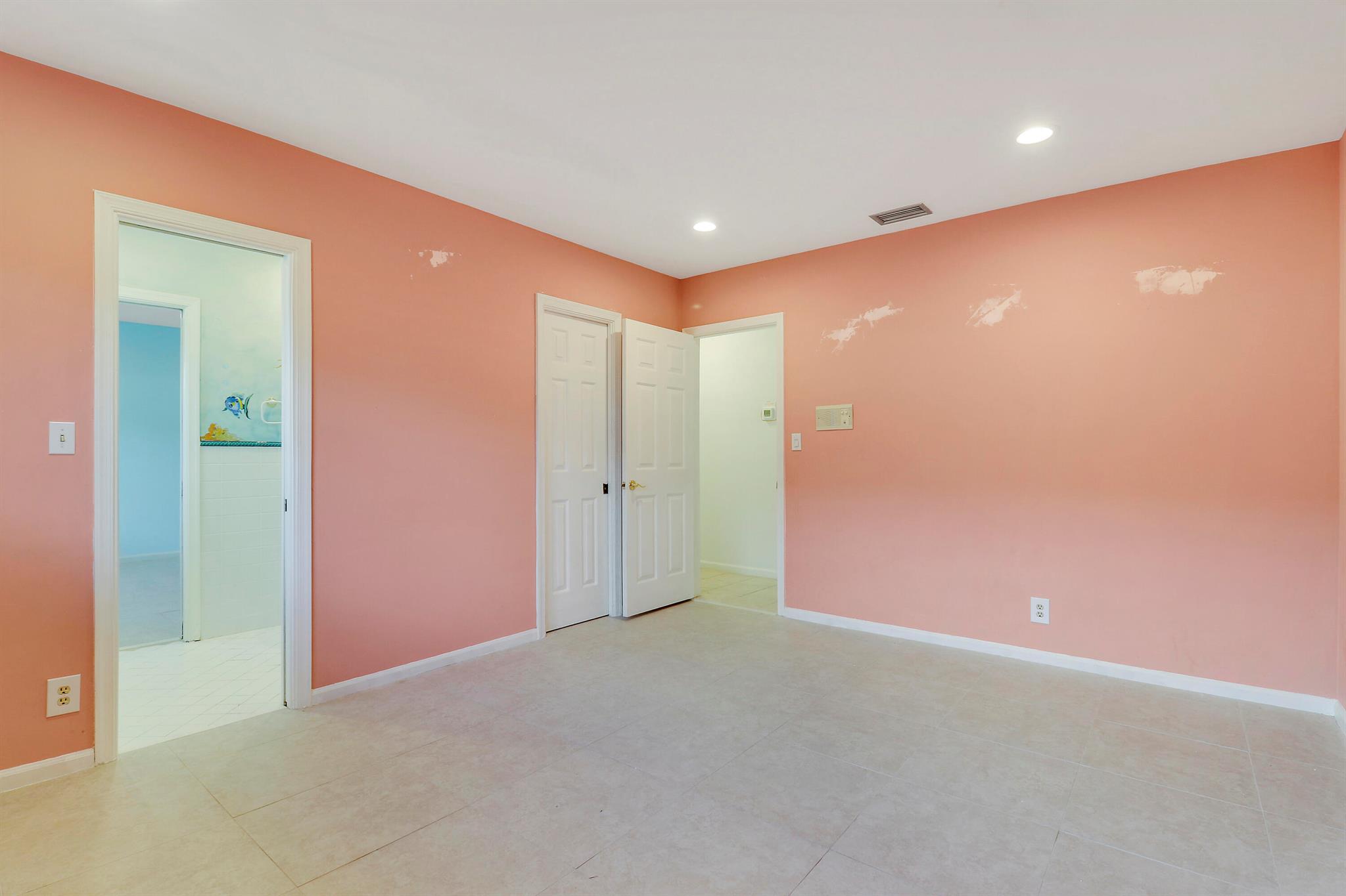 3040 NE 40th St Fort Lauderdale, FL 33308