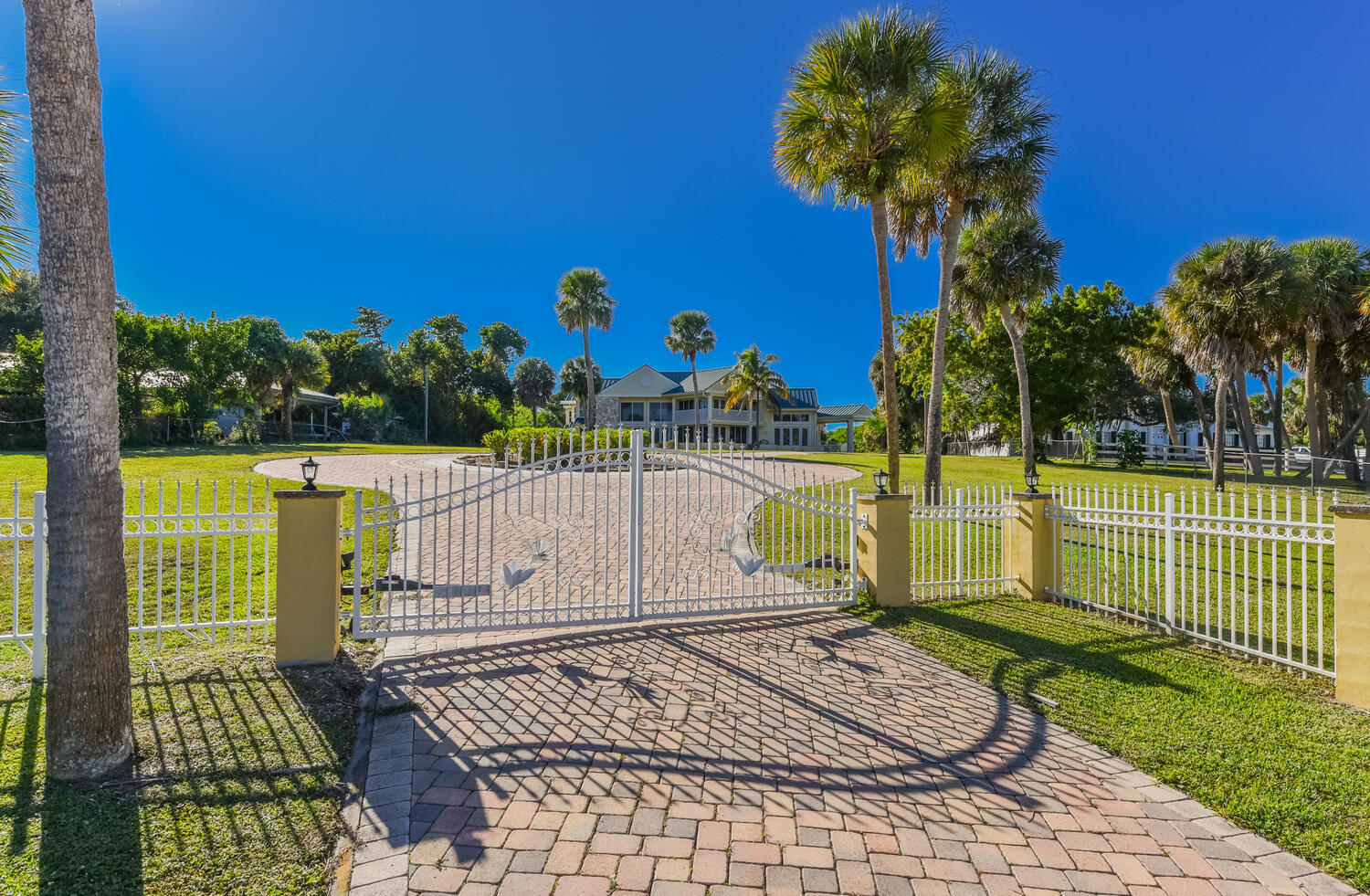 3343 S Indian Riv Fort Pierce, FL 34982