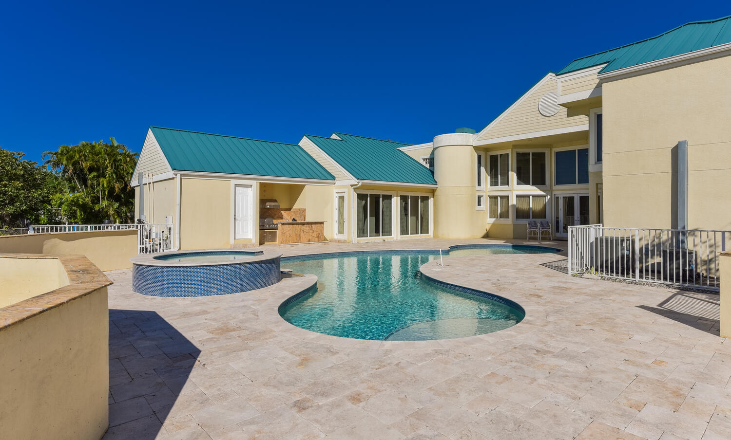 3343 S Indian Riv Fort Pierce, FL 34982