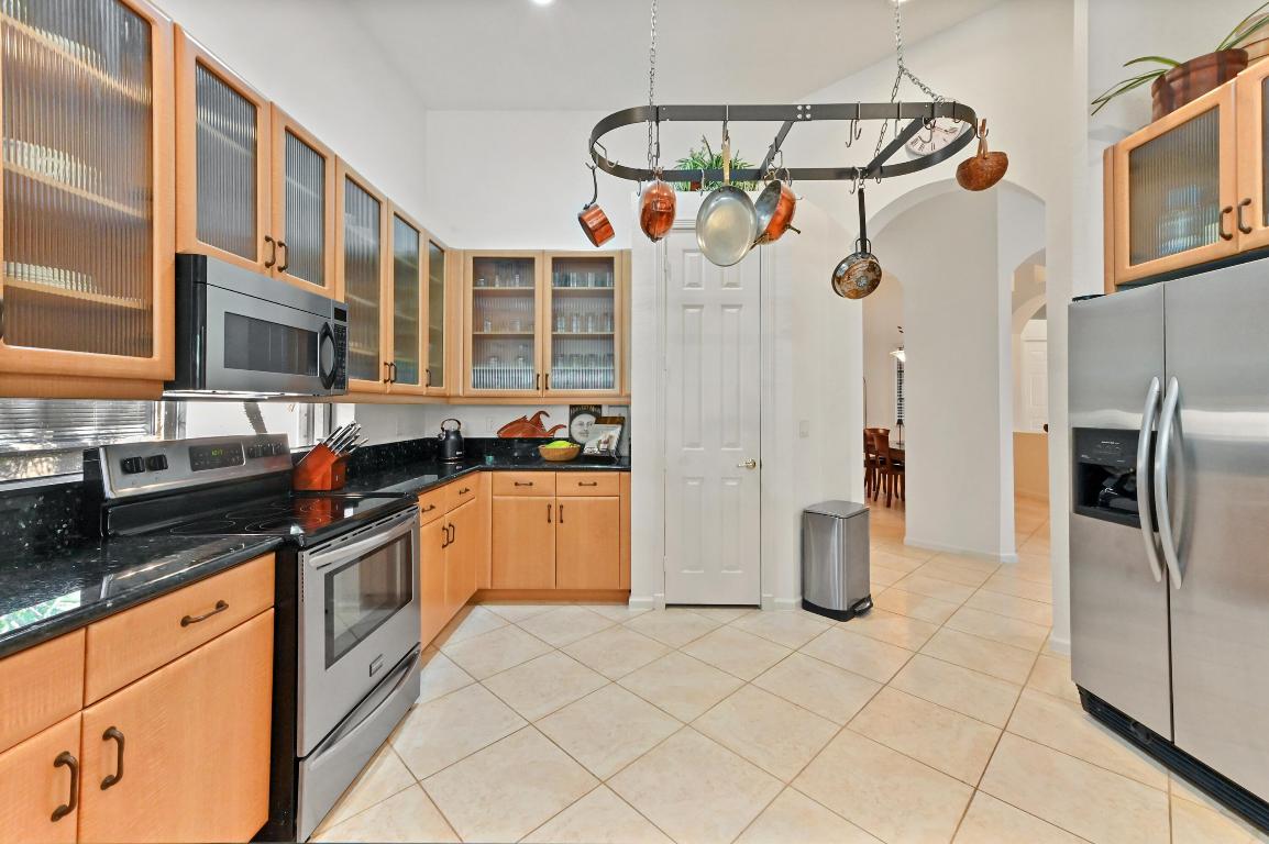 7783 Via Grande Boynton Beach, FL 33437