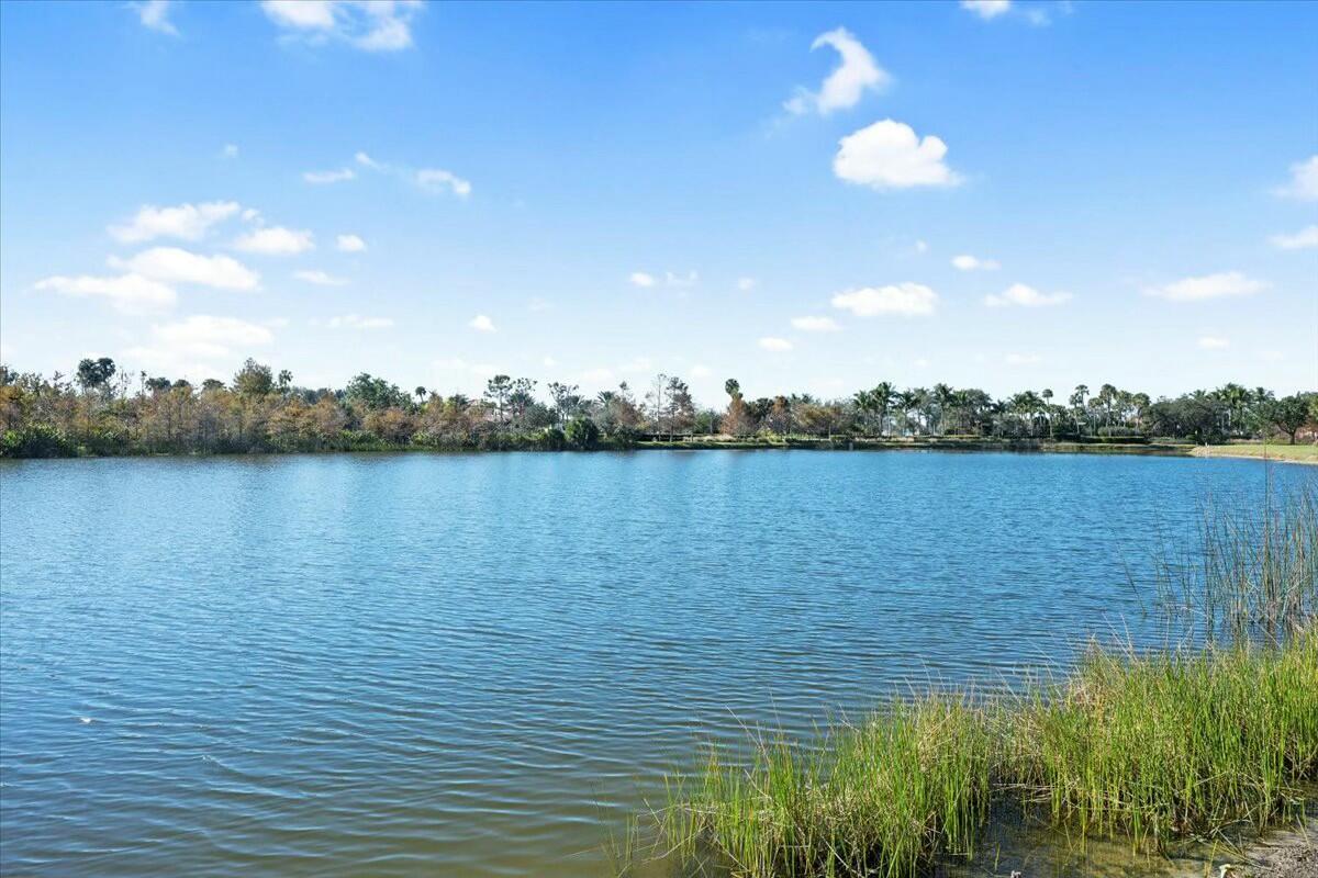 222 Tresana #44 Jupiter, FL 33478