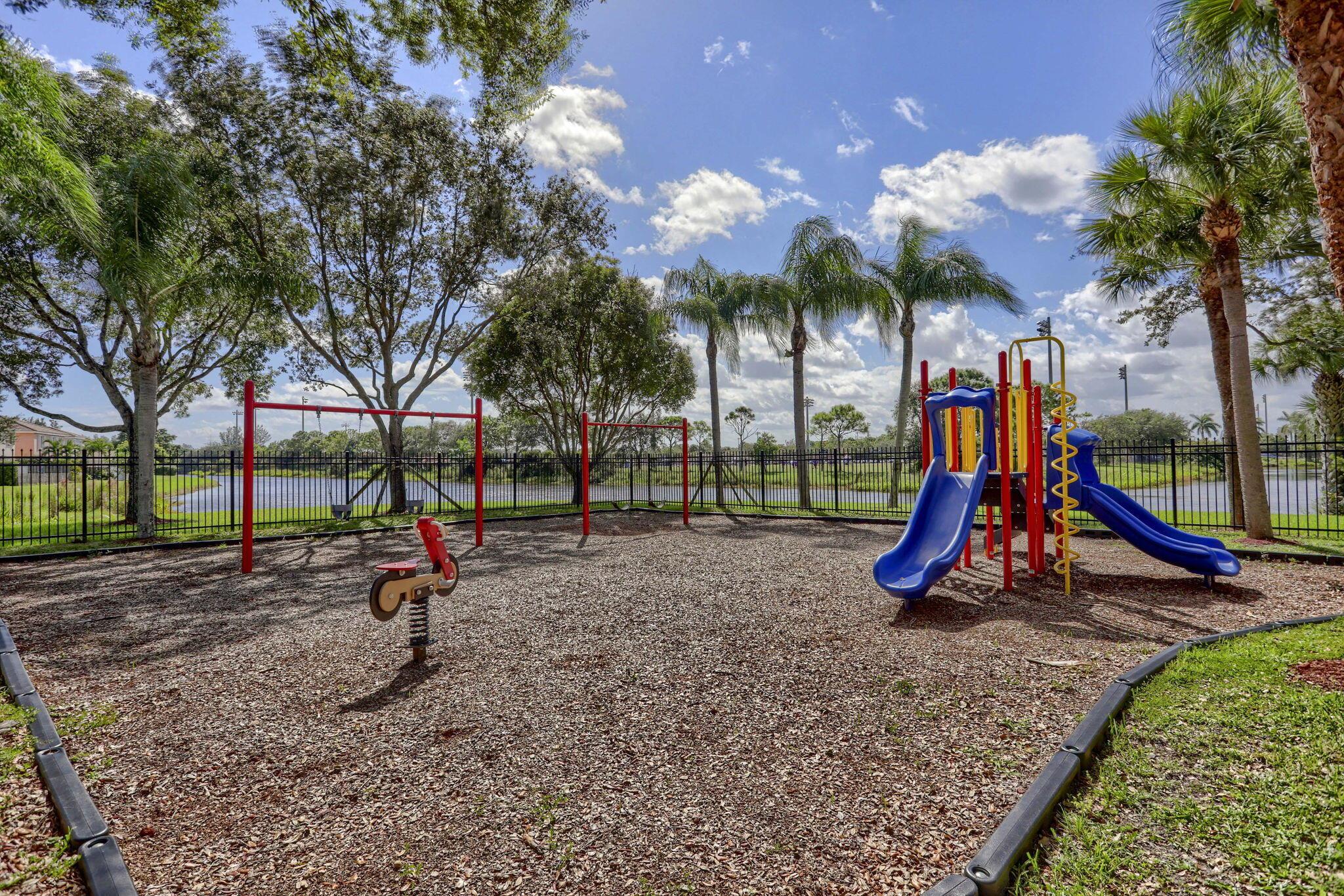 6066 Savannah Way Lake Worth, FL 33463