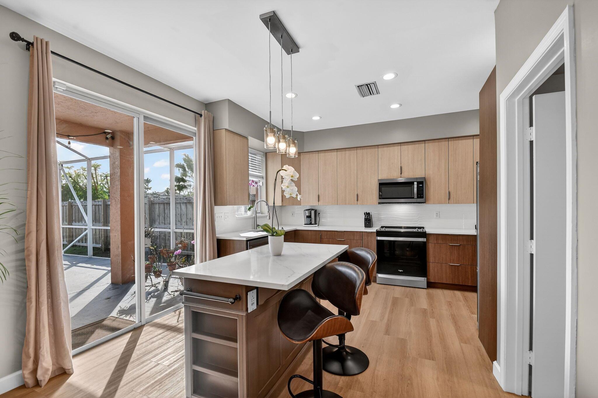 6066 Savannah Way Lake Worth, FL 33463