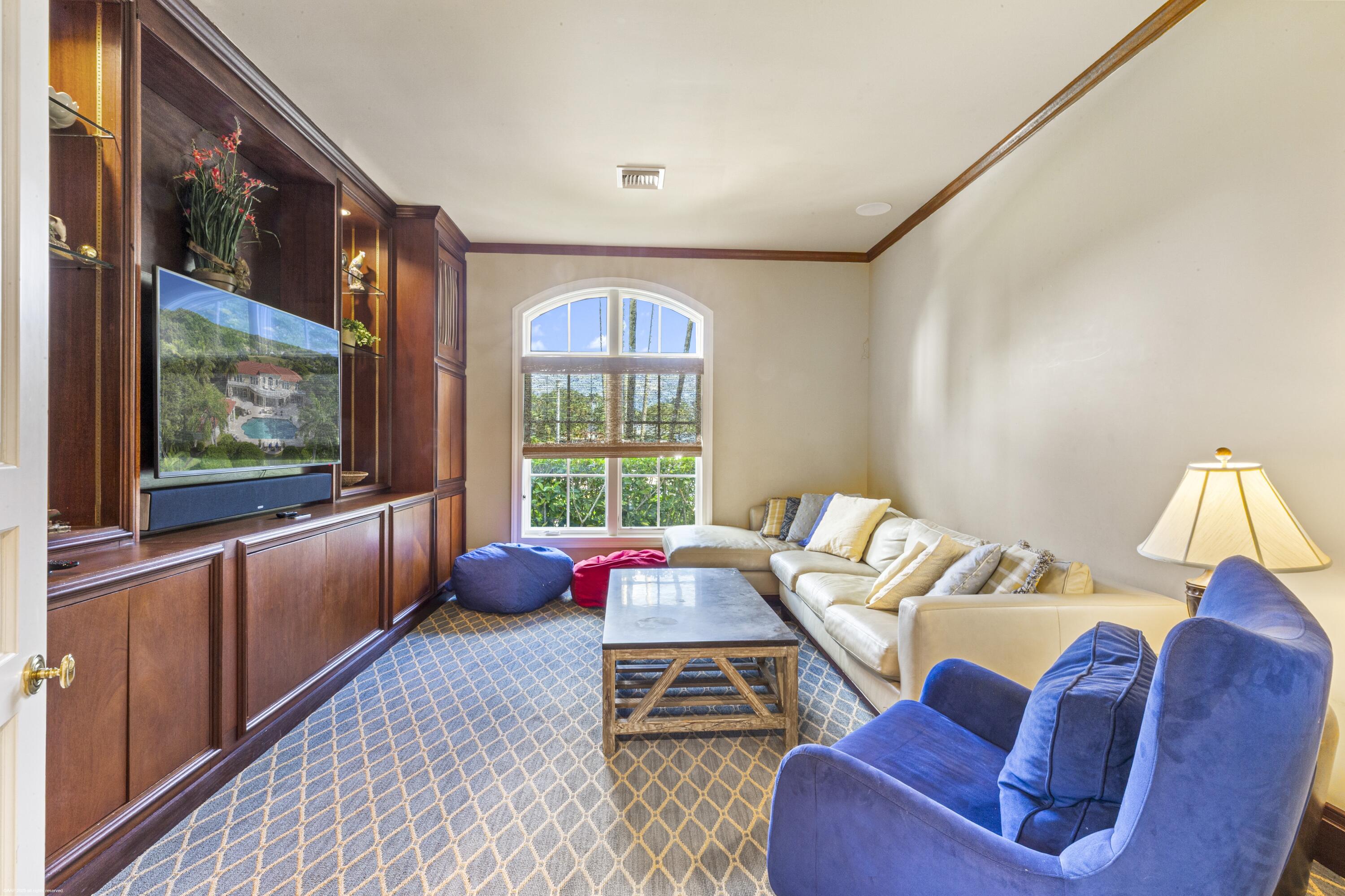 2359 Muir Cir Wellington, FL 33414