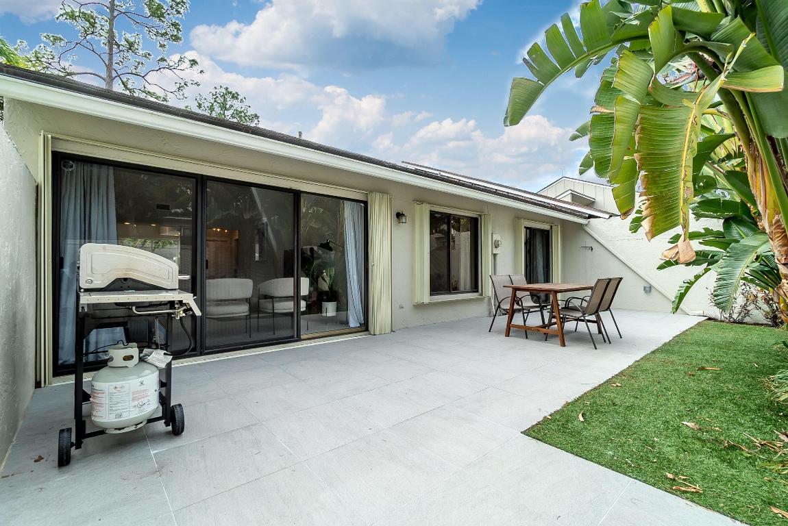 12807 Spinnaker Ln Wellington, FL 33414