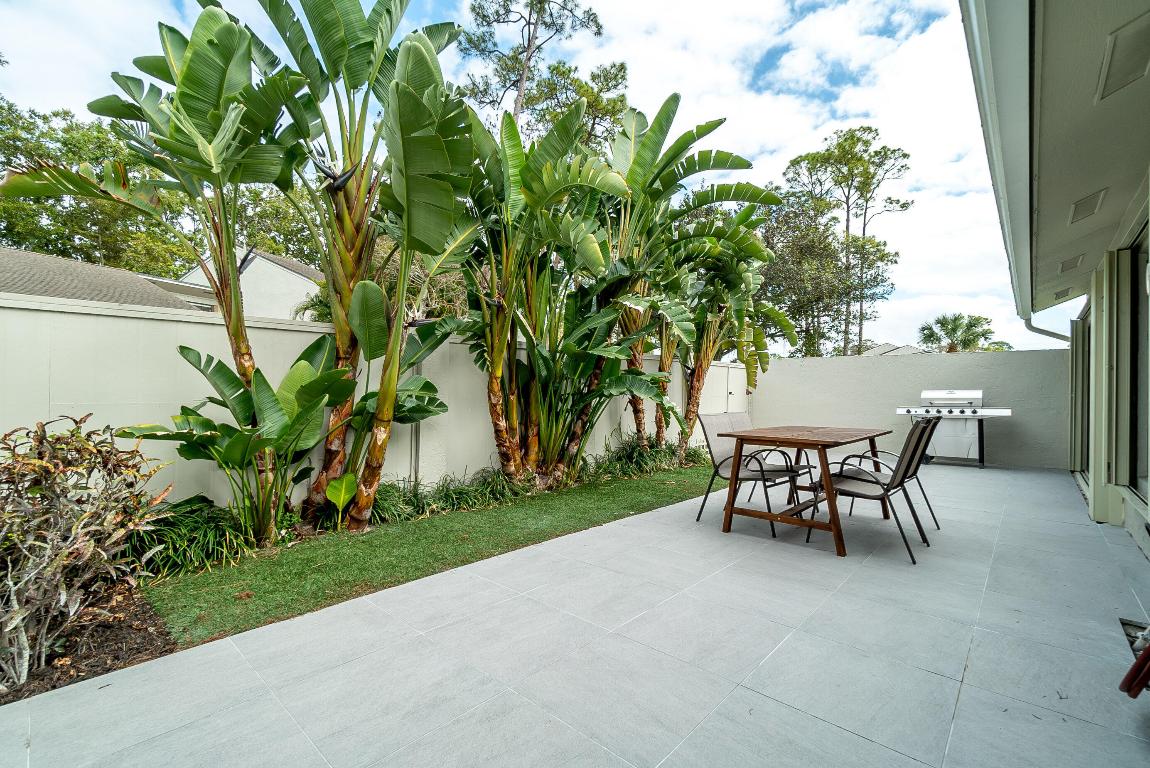 12807 Spinnaker Ln Wellington, FL 33414