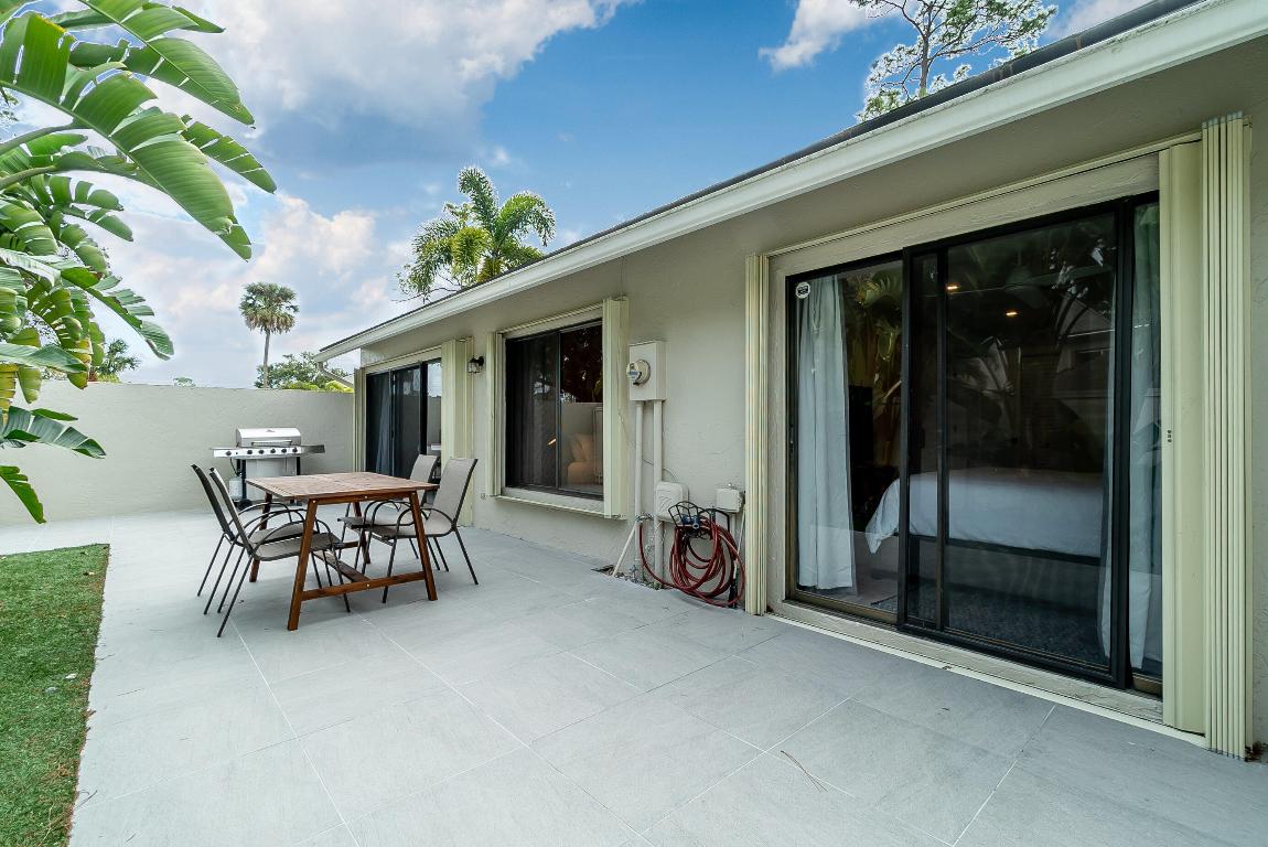 12807 Spinnaker Ln Wellington, FL 33414