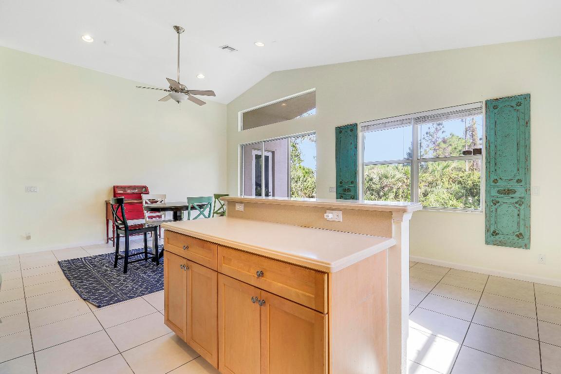 5017 SE Graham Stuart, FL 34997