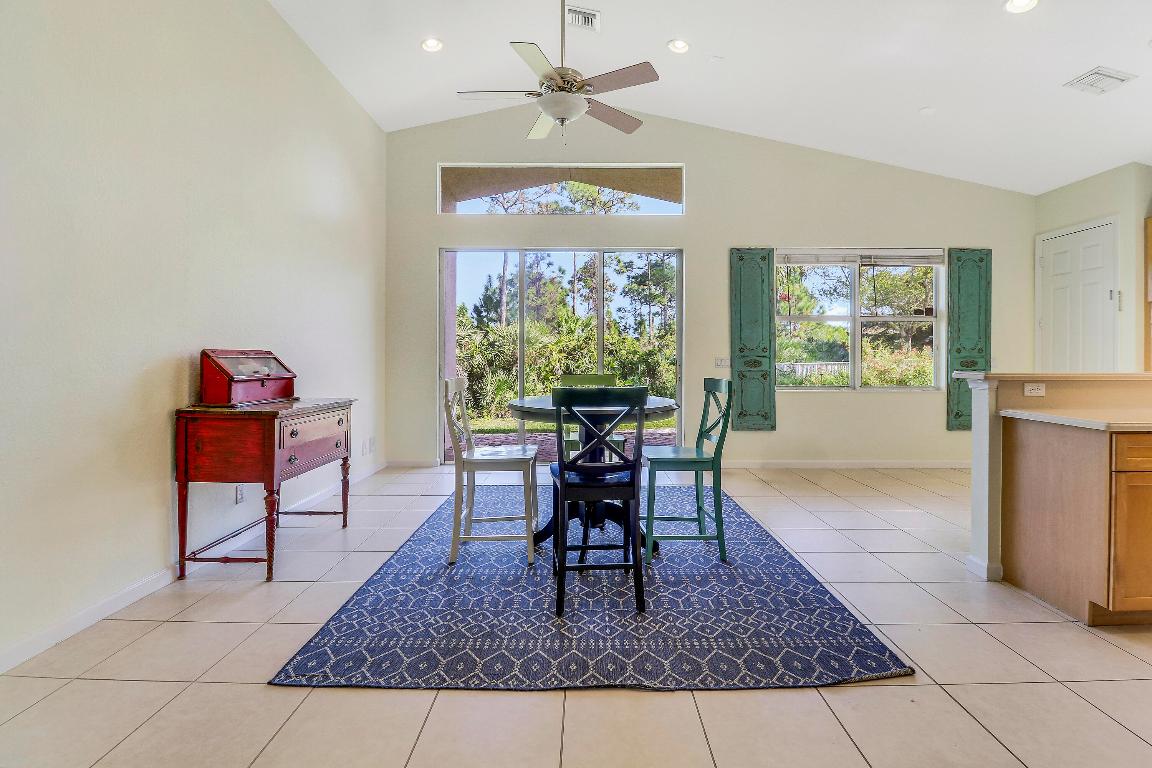 5017 SE Graham Stuart, FL 34997