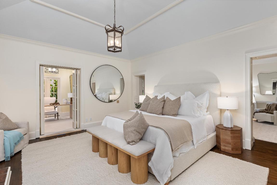 124 Brazilian Palm Beach, FL 33480
