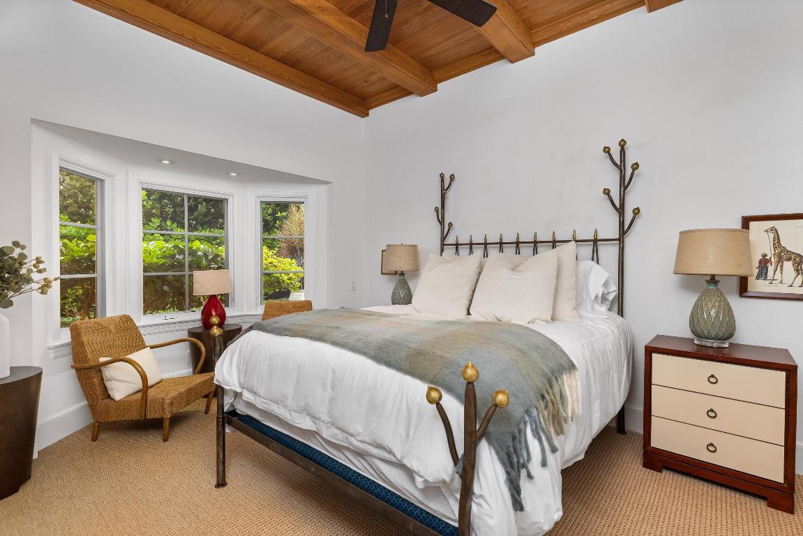 124 Brazilian Palm Beach, FL 33480