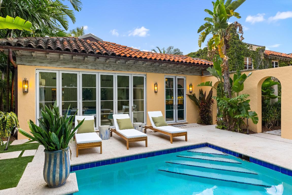 124 Brazilian Palm Beach, FL 33480