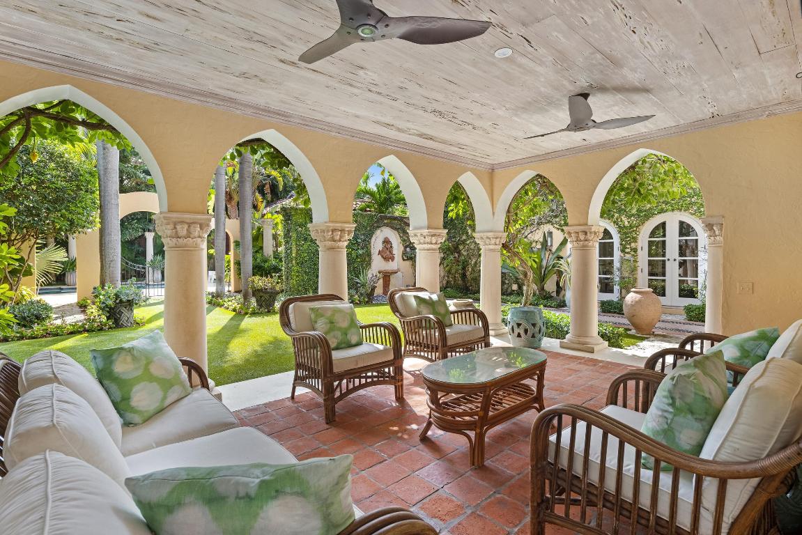 124 Brazilian Palm Beach, FL 33480